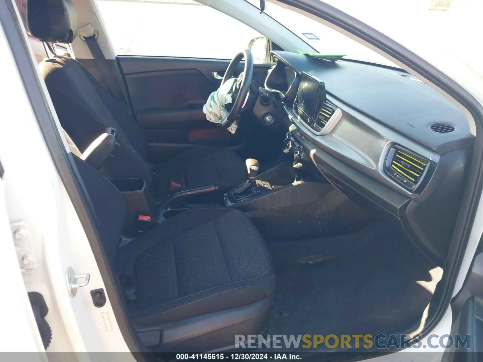 5 fotografías del automóvil dañado 3KPA24AD9PE567364 KIA RIO 2023