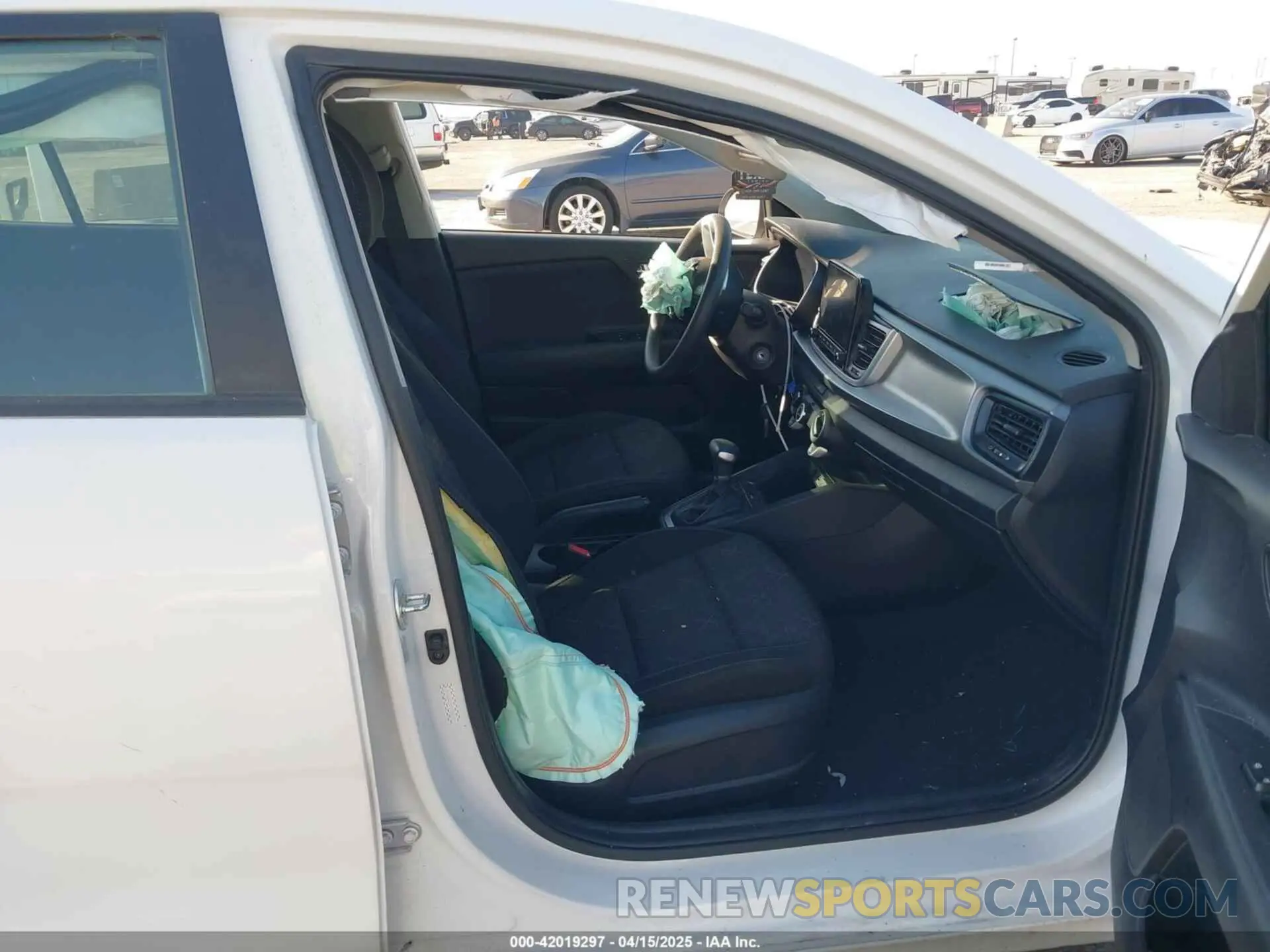 5 fotografías del automóvil dañado 3KPA24AD9PE598789 KIA RIO 2023