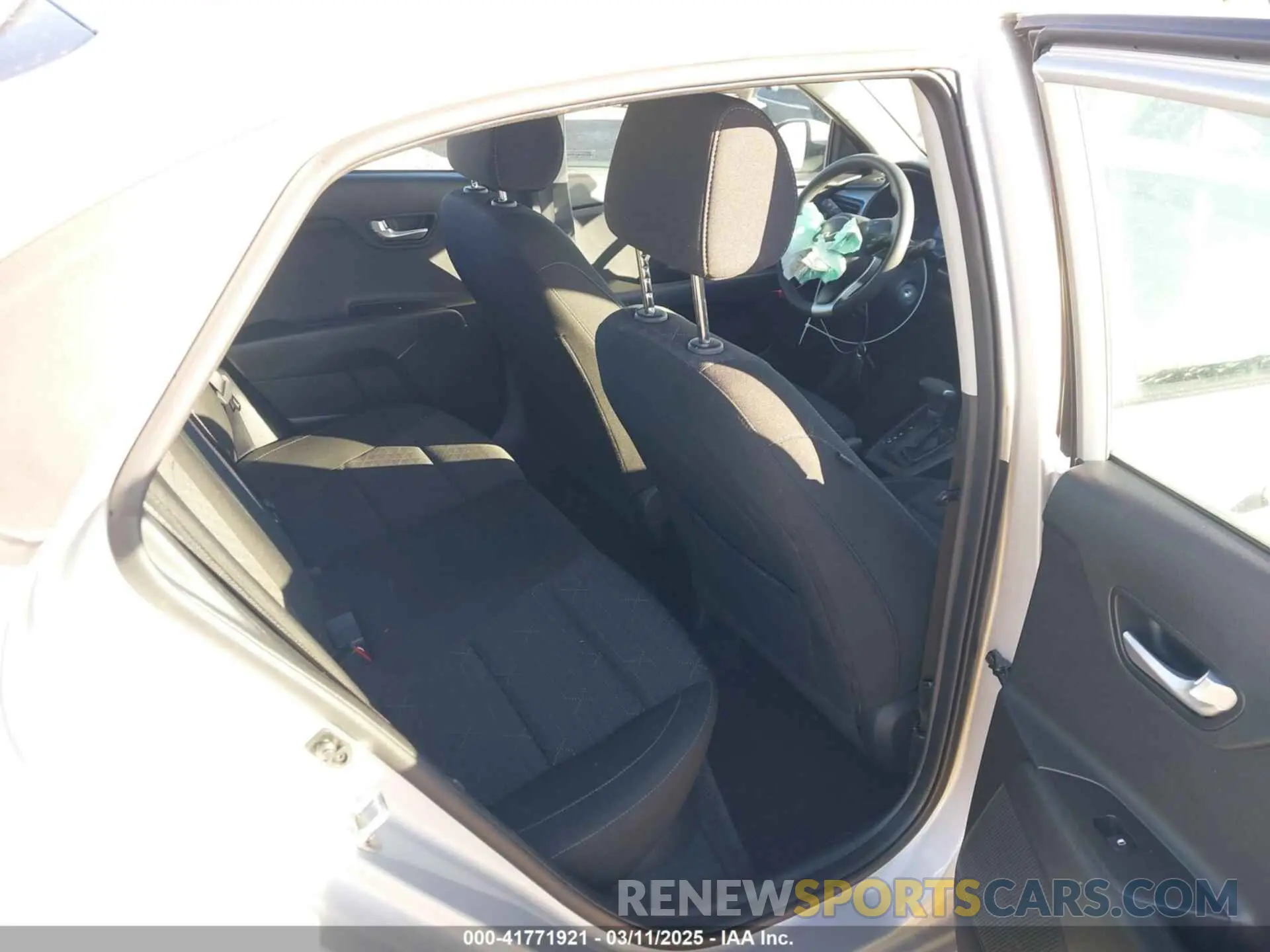 8 fotografías del automóvil dañado 3KPA24AD9PE618894 KIA RIO 2023