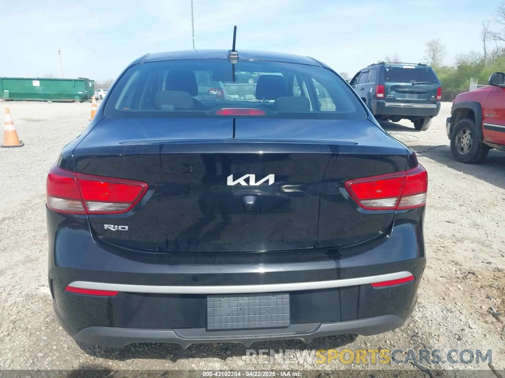 17 fotografías del automóvil dañado 3KPA24ADXPE546538 KIA RIO 2023