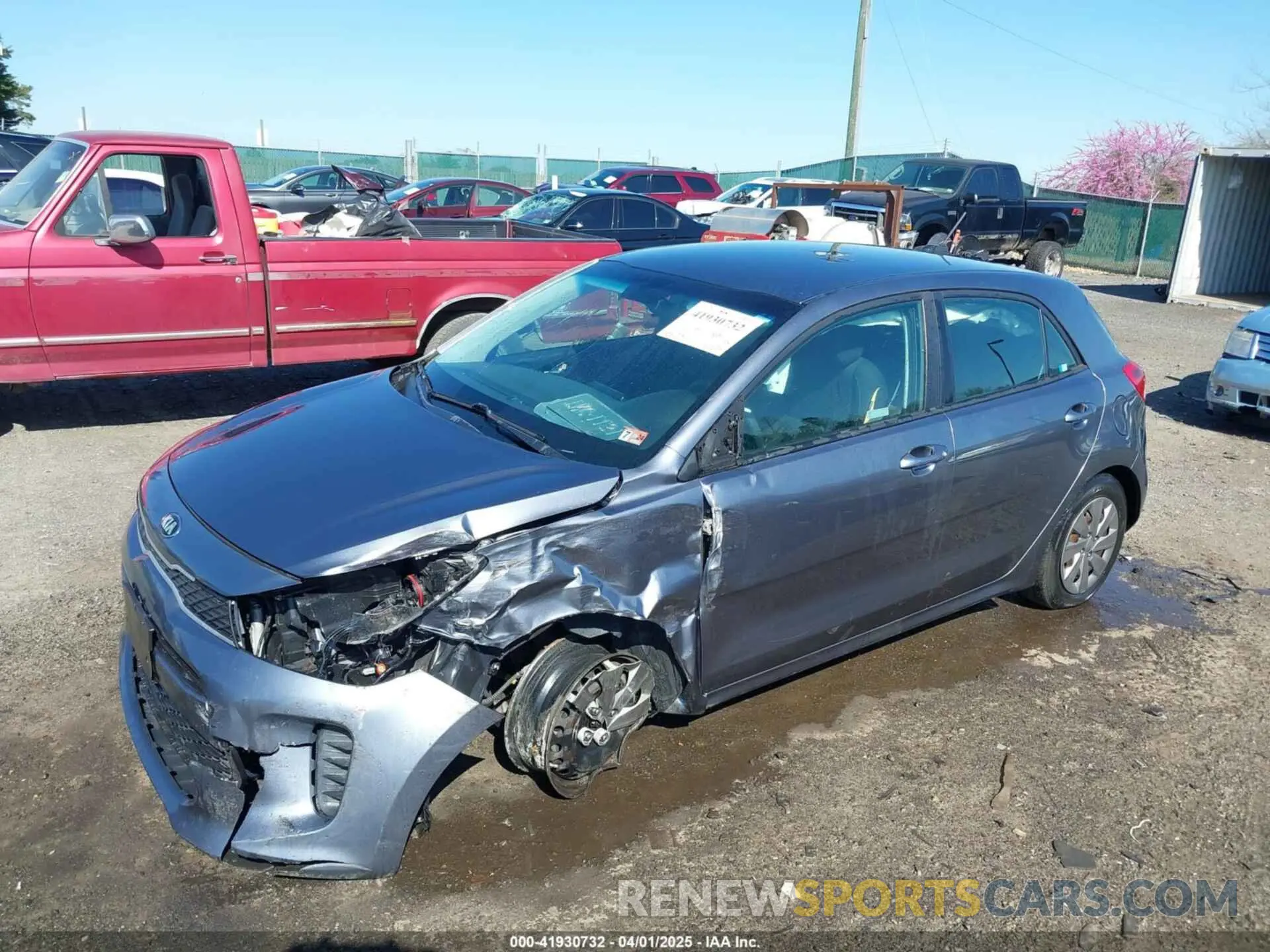 2 fotografías del automóvil dañado 3KPA25AB5KE188889 KIA RIO 5-DOOR 2019