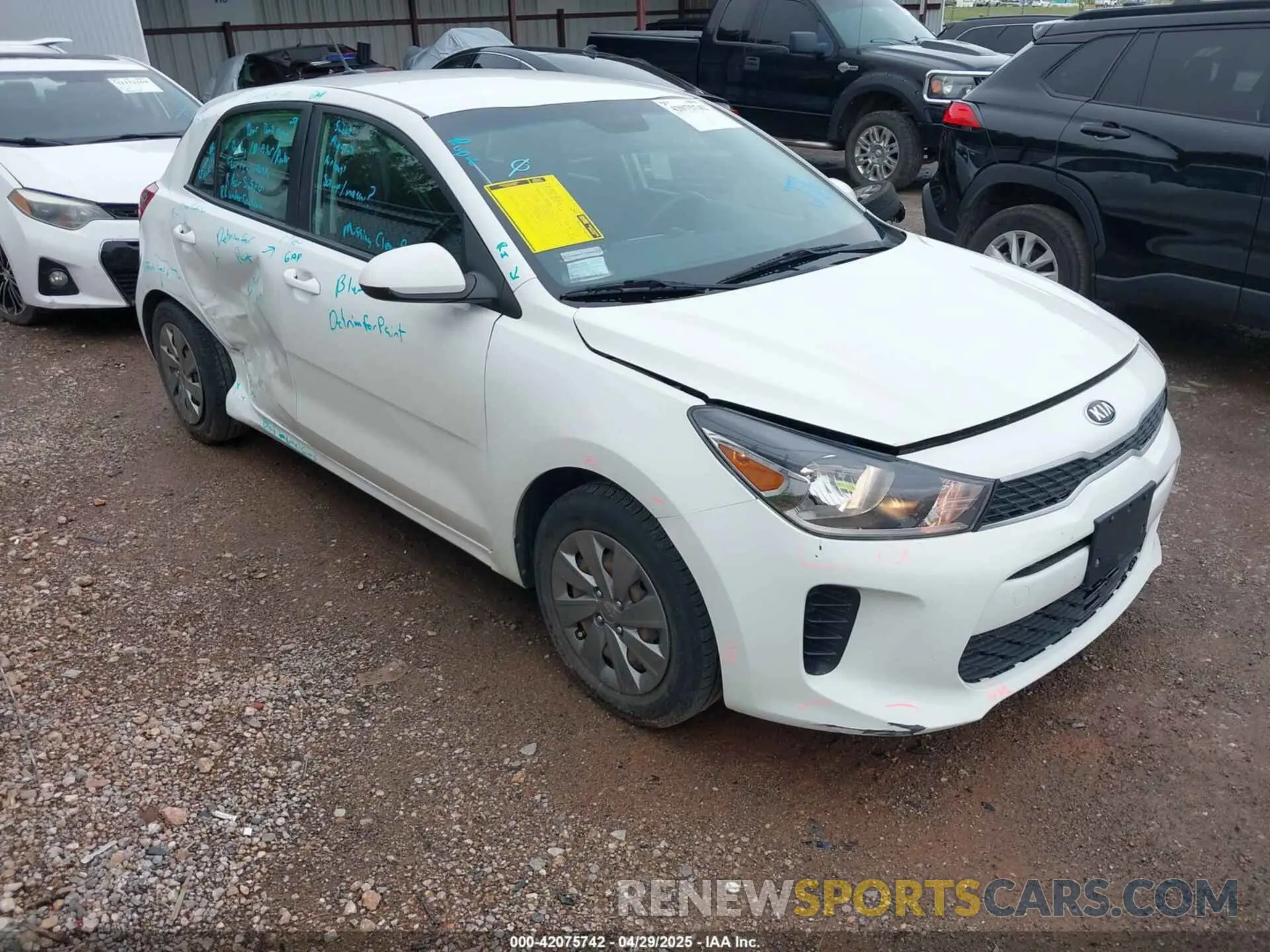 1 fotografías del automóvil dañado 3KPA25AD0LE277224 KIA RIO 5-DOOR 2020