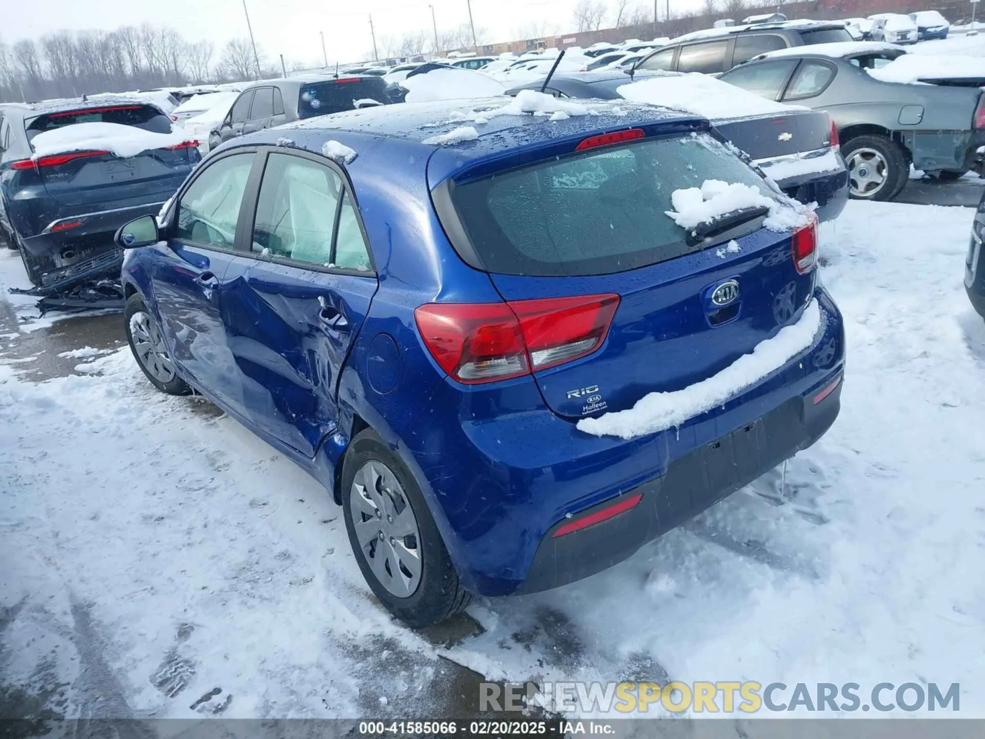 3 fotografías del automóvil dañado 3KPA25AD2LE342042 KIA RIO 5-DOOR 2020