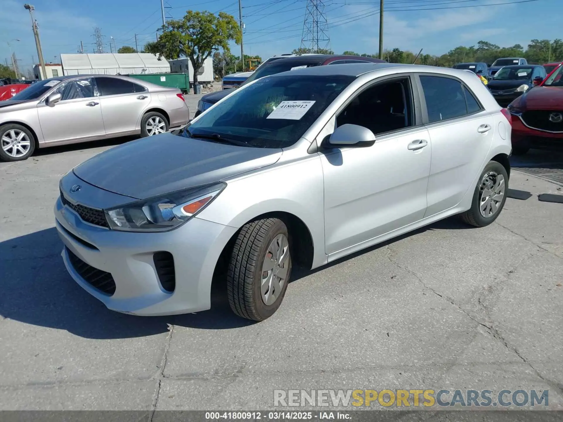 2 fotografías del automóvil dañado 3KPA25AD4LE309303 KIA RIO 5-DOOR 2020