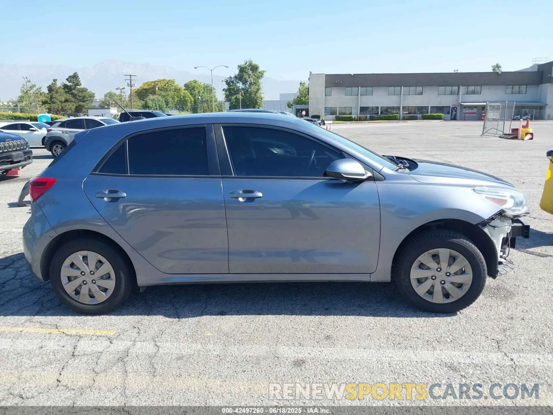 14 fotografías del automóvil dañado 3KPA25AD6LE295579 KIA RIO 5-DOOR 2020