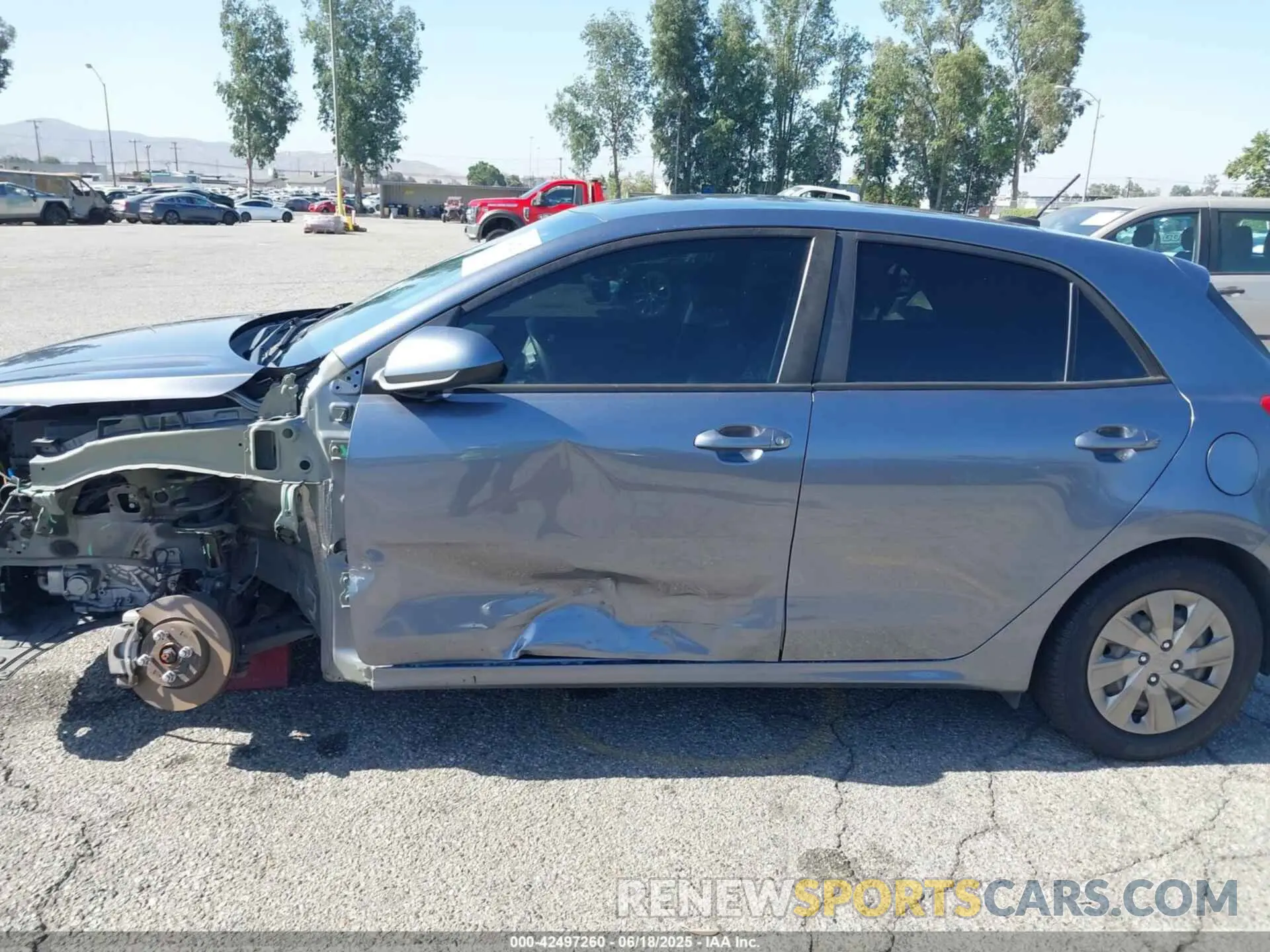 18 fotografías del automóvil dañado 3KPA25AD6LE295579 KIA RIO 5-DOOR 2020