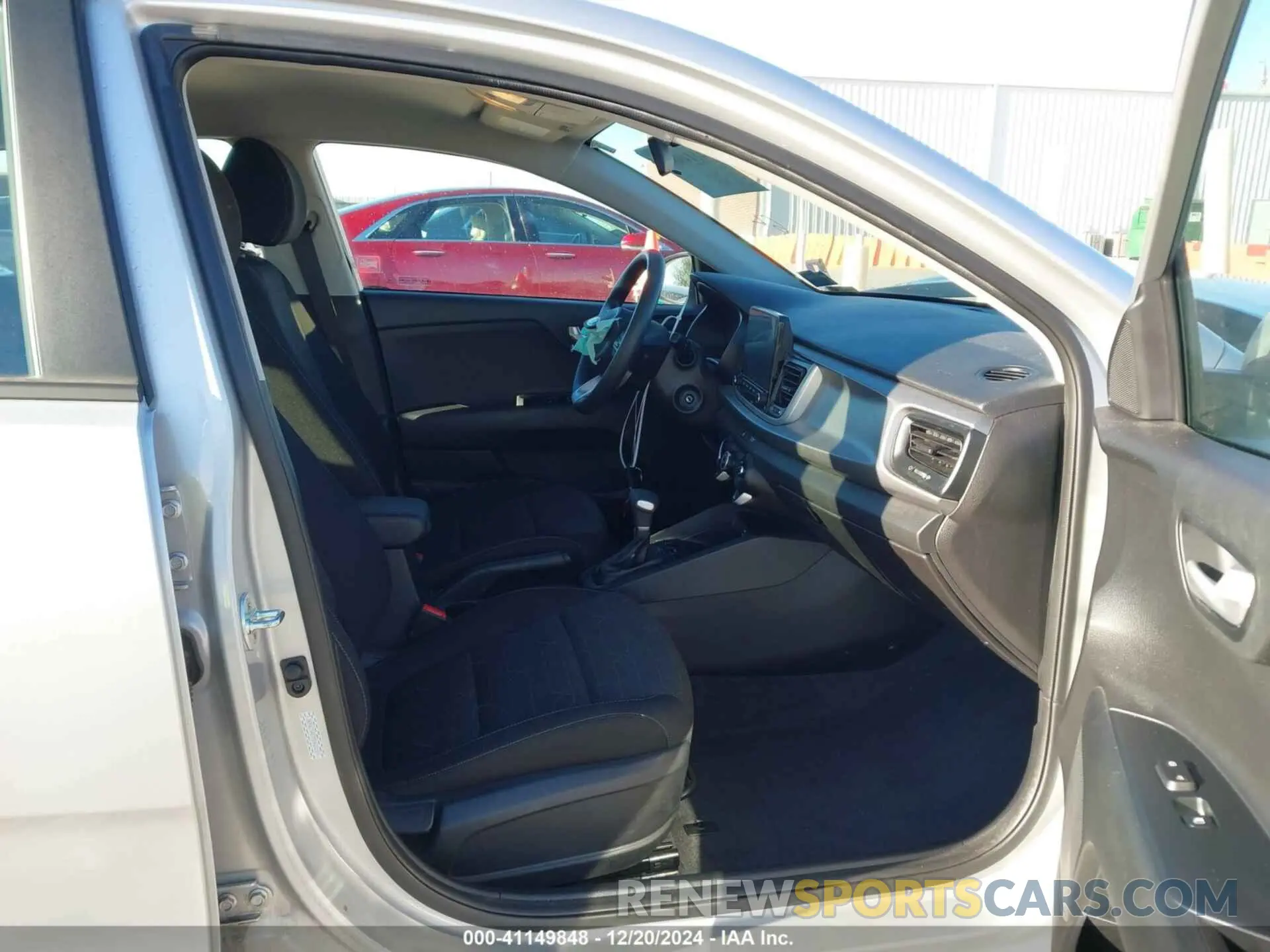 5 fotografías del automóvil dañado 3KPA25AD7ME433289 KIA RIO 5-DOOR 2021