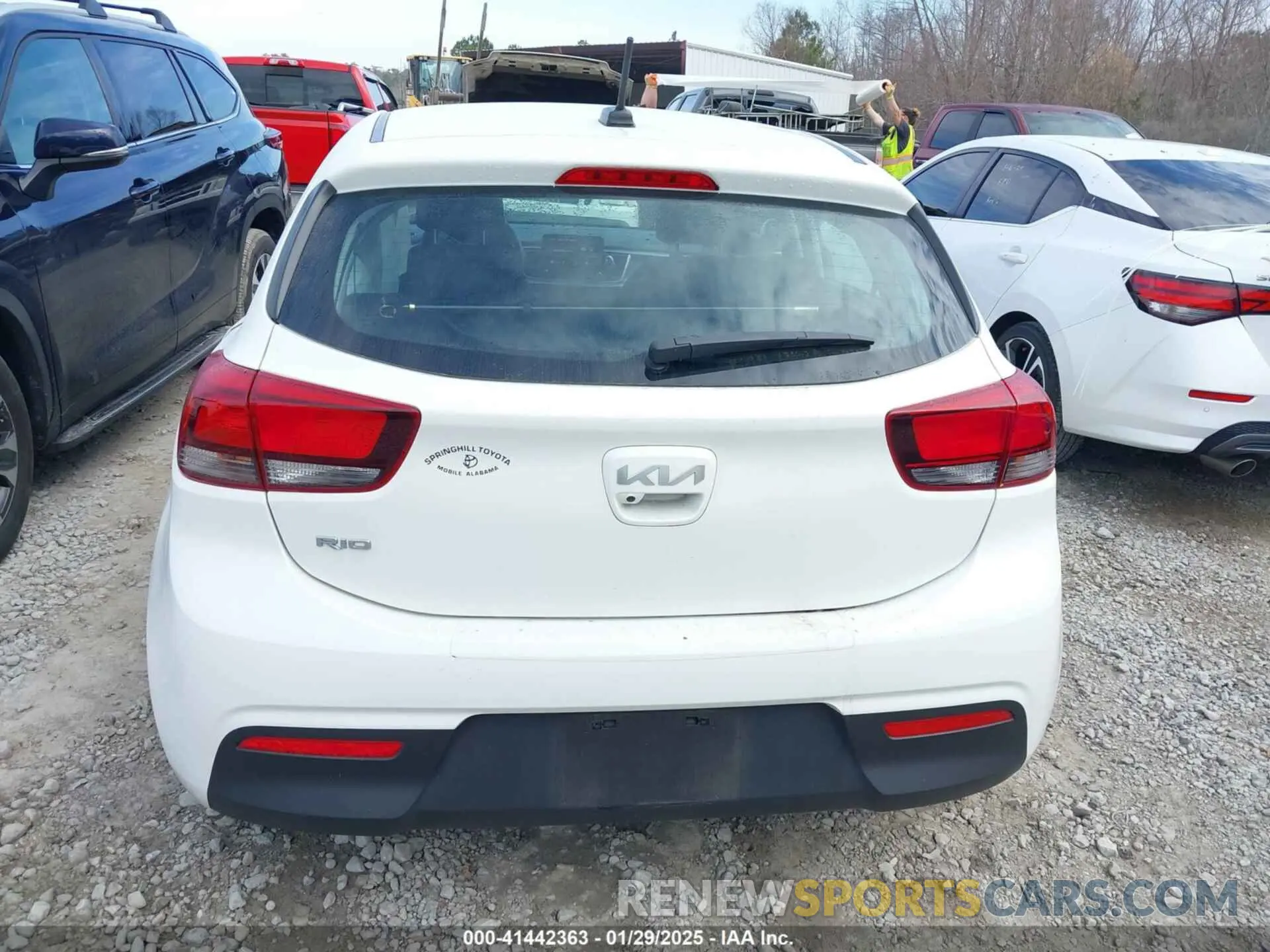 16 fotografías del automóvil dañado 3KPA25AD5NE457866 KIA RIO 5-DOOR 2022