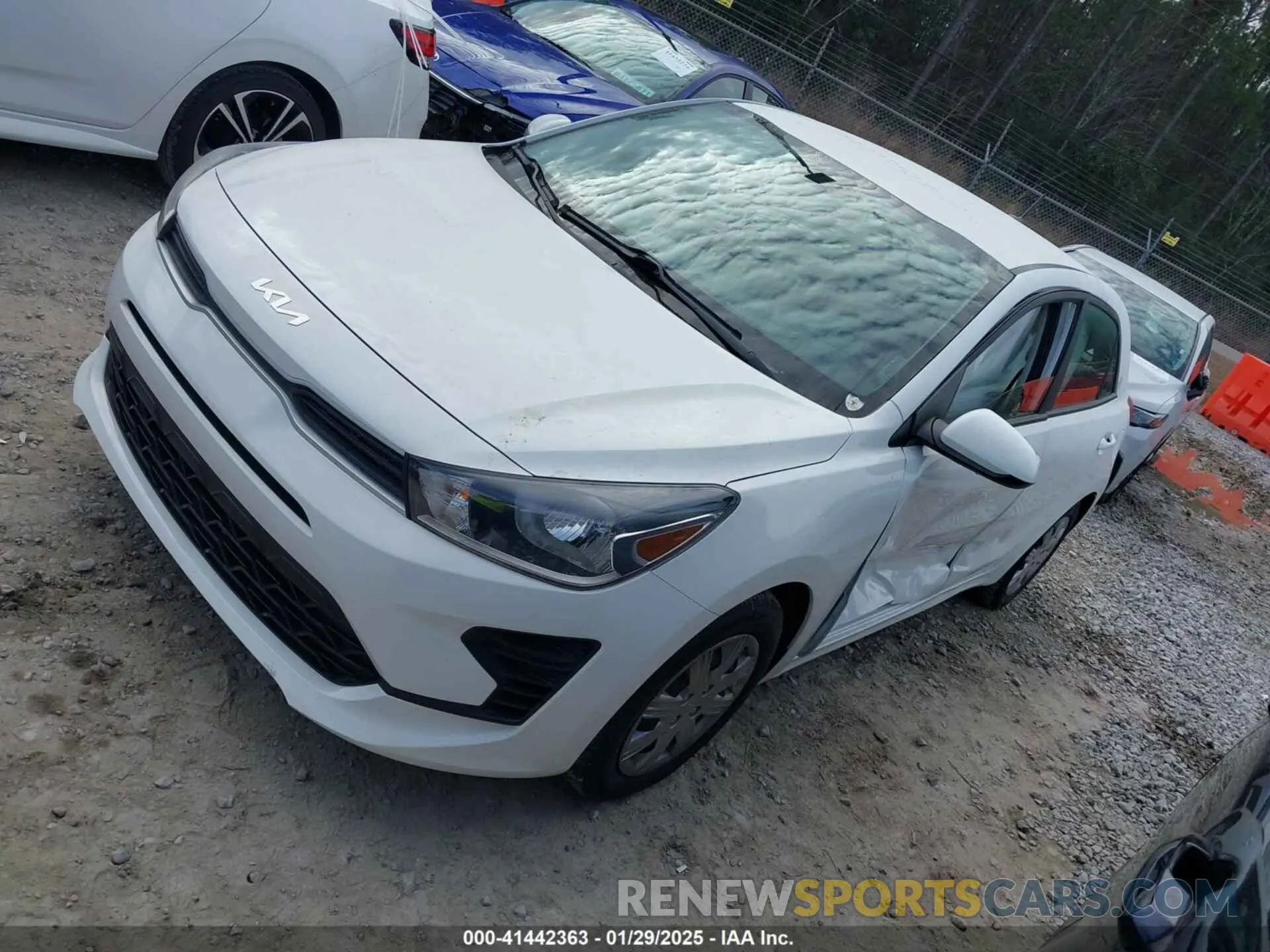 2 fotografías del automóvil dañado 3KPA25AD5NE457866 KIA RIO 5-DOOR 2022