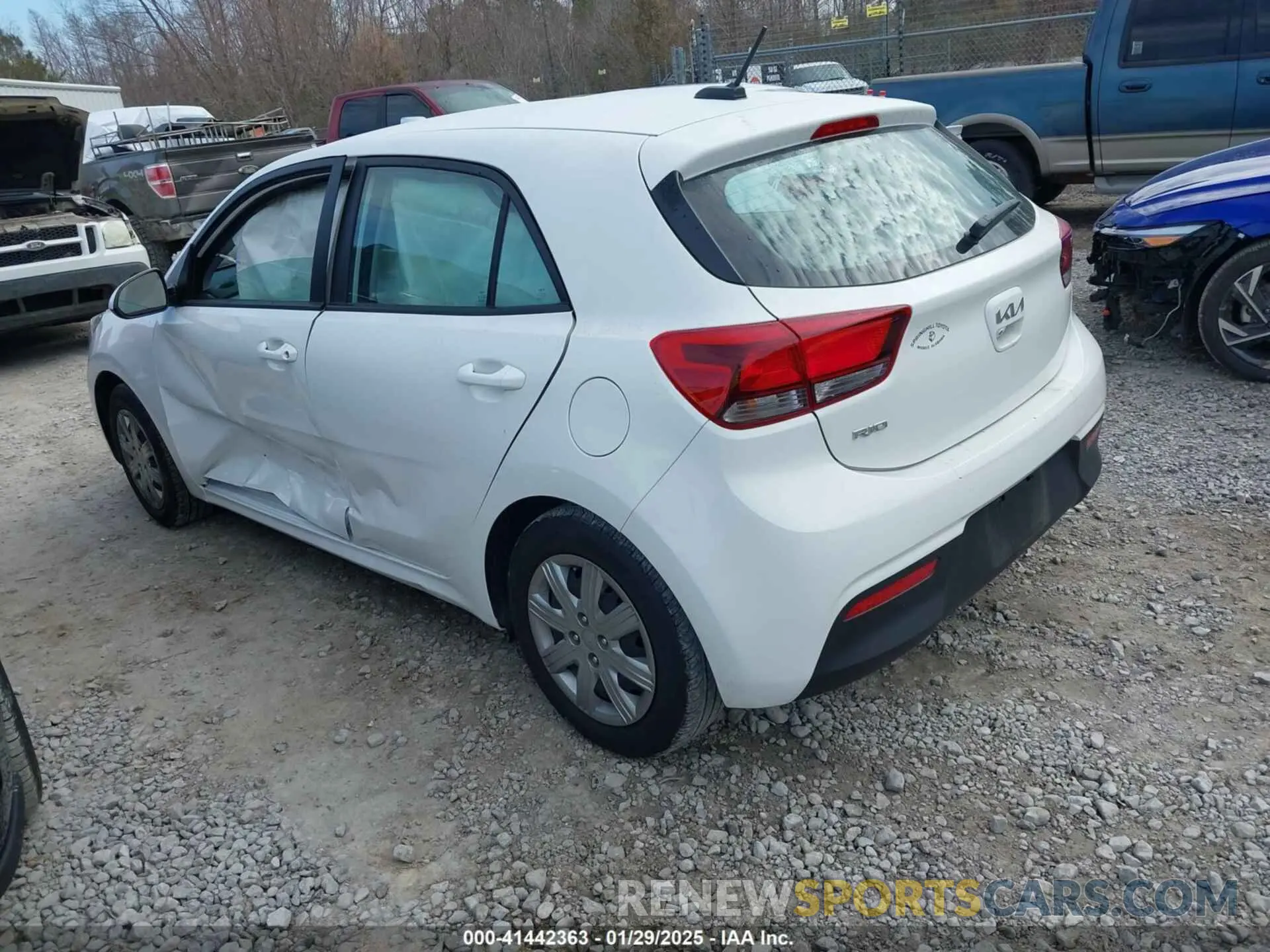 3 fotografías del automóvil dañado 3KPA25AD5NE457866 KIA RIO 5-DOOR 2022