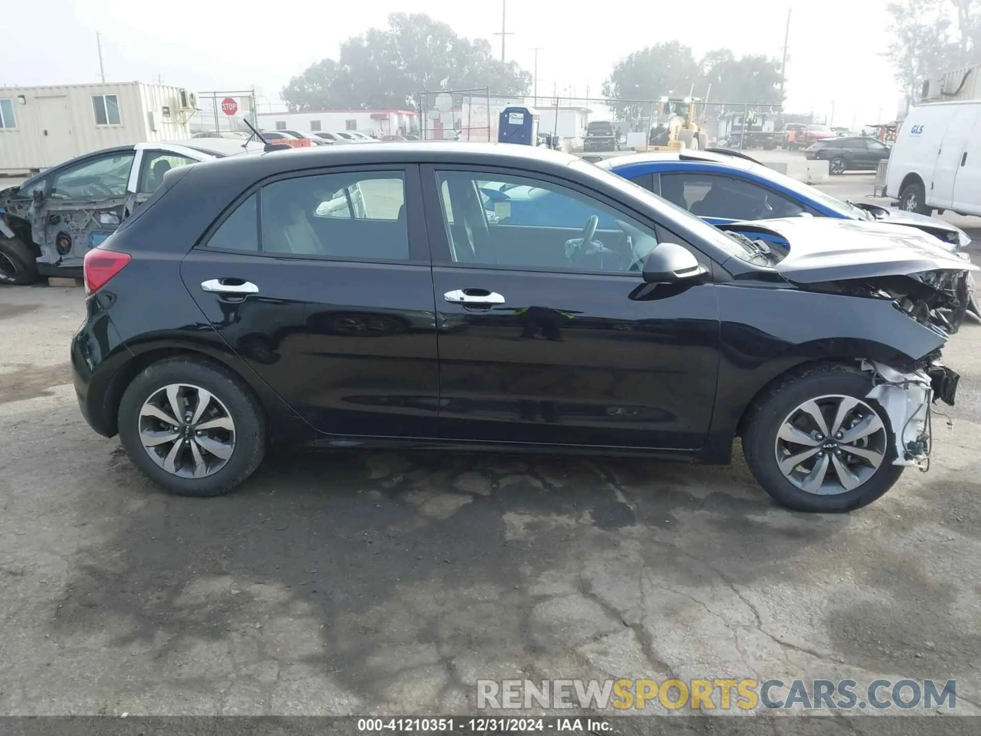13 fotografías del automóvil dañado 3KPA25AD6NE443751 KIA RIO 5-DOOR 2022