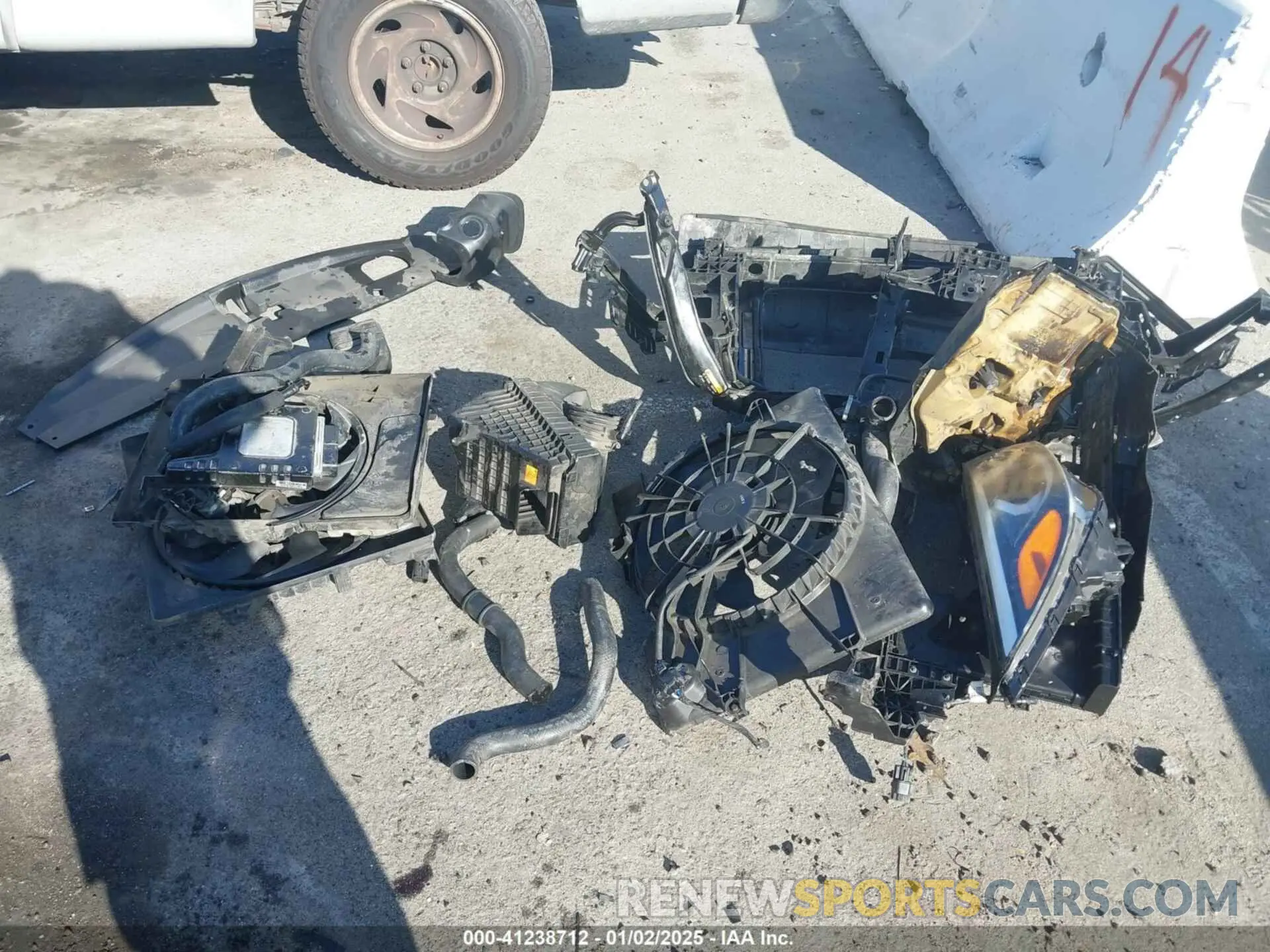 11 fotografías del automóvil dañado KNDMB5C13K6510291 KIA SEDONA 2019
