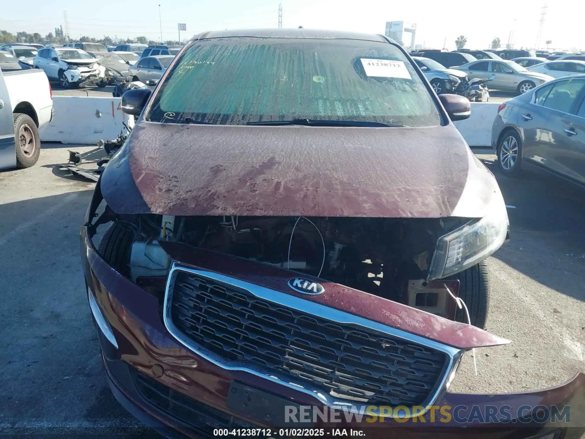 12 fotografías del automóvil dañado KNDMB5C13K6510291 KIA SEDONA 2019