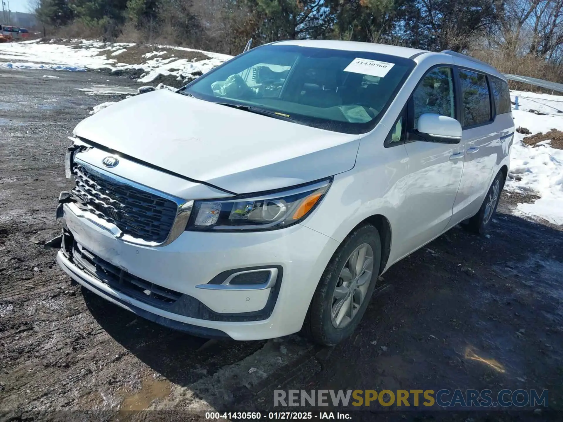 2 fotografías del automóvil dañado KNDMB5C13K6547535 KIA SEDONA 2019