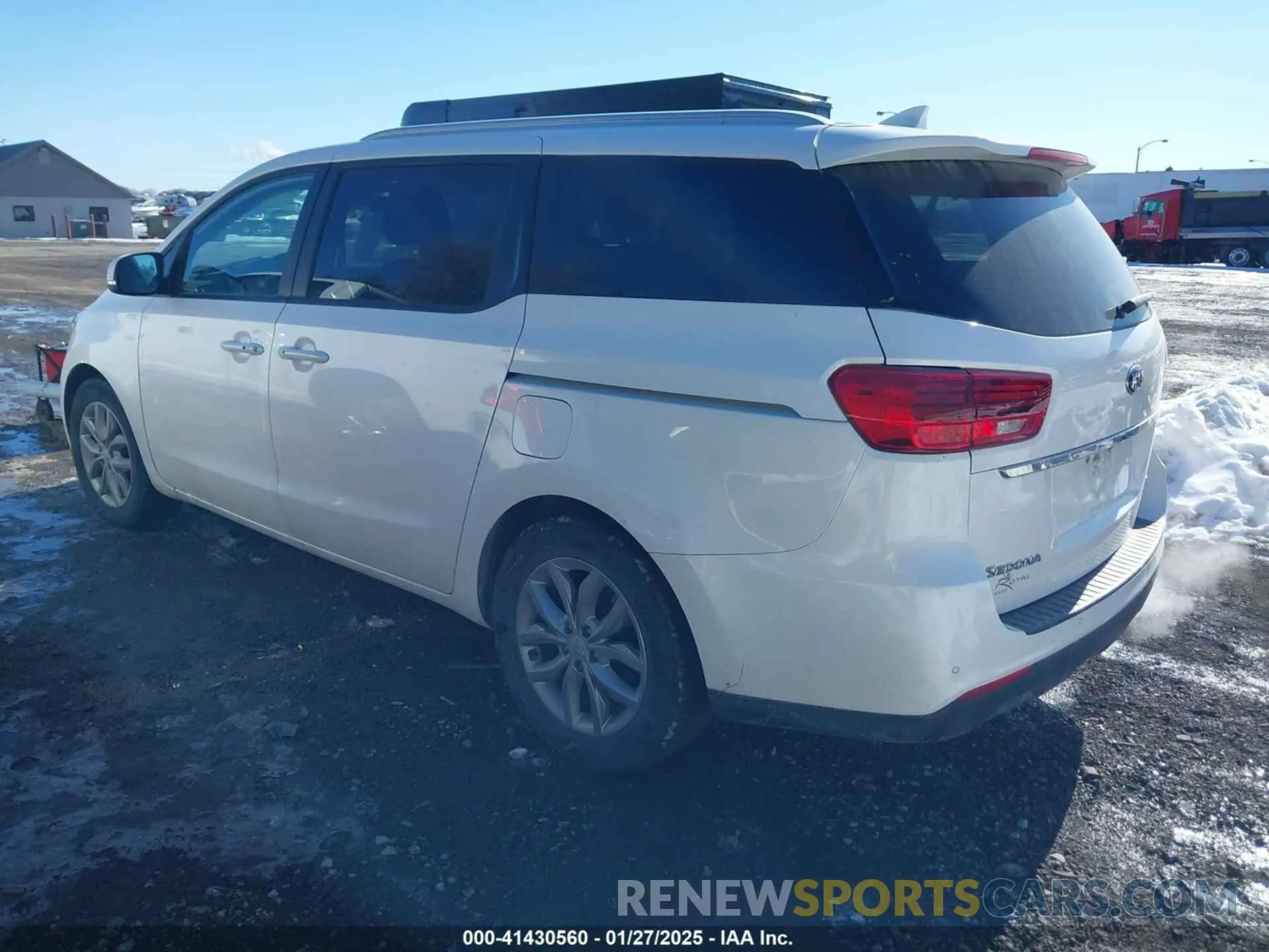 3 fotografías del automóvil dañado KNDMB5C13K6547535 KIA SEDONA 2019