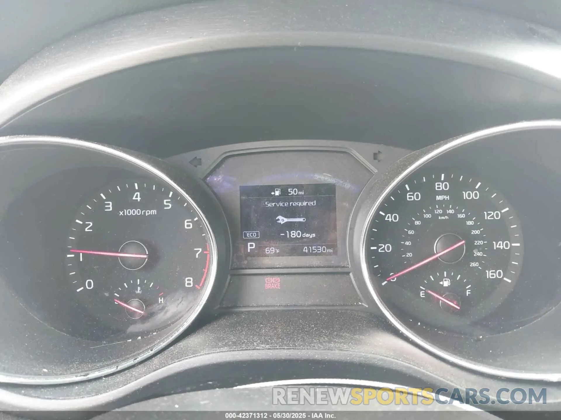 7 fotografías del automóvil dañado KNDMA5C11L6645158 KIA SEDONA 2020