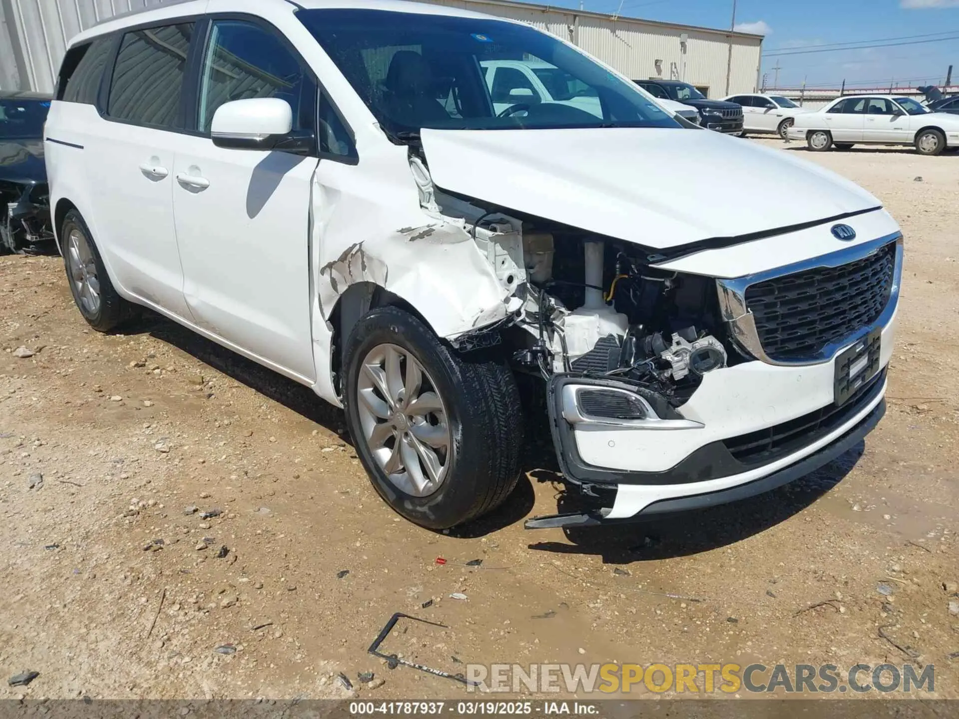 6 fotografías del automóvil dañado KNDMB5C14L6574891 KIA SEDONA 2020