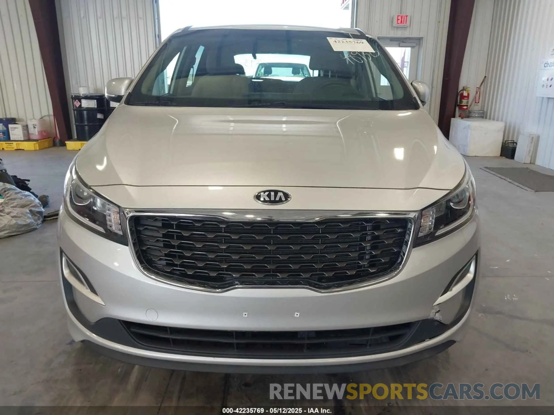 12 fotografías del automóvil dañado KNDMB5C15L6659478 KIA SEDONA 2020