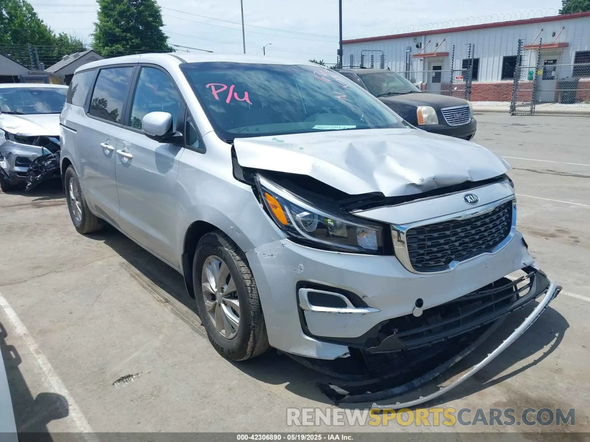 1 fotografías del automóvil dañado KNDMB5C11M6671676 KIA SEDONA 2021