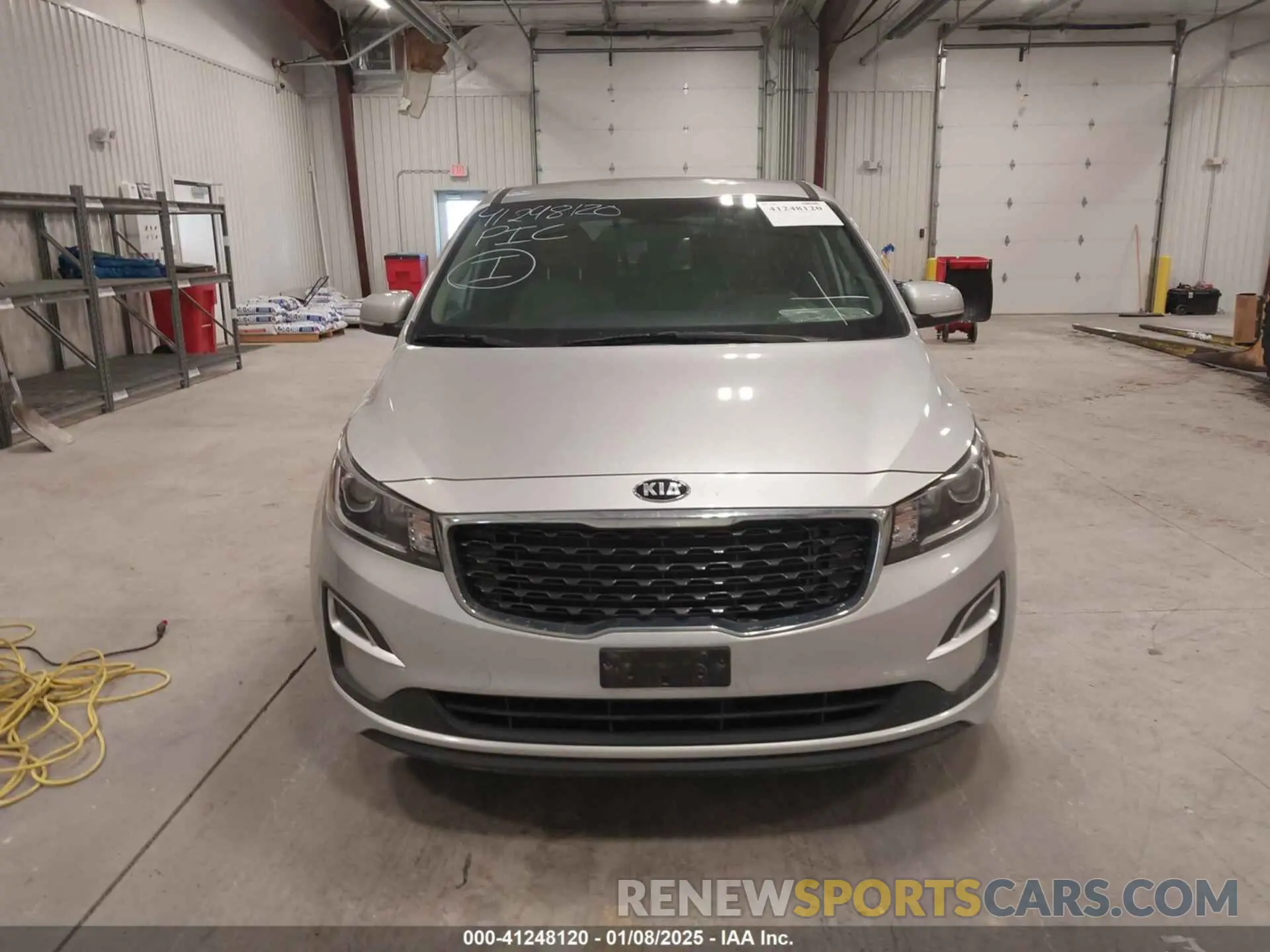 12 fotografías del automóvil dañado KNDMB5C18M6673537 KIA SEDONA 2021