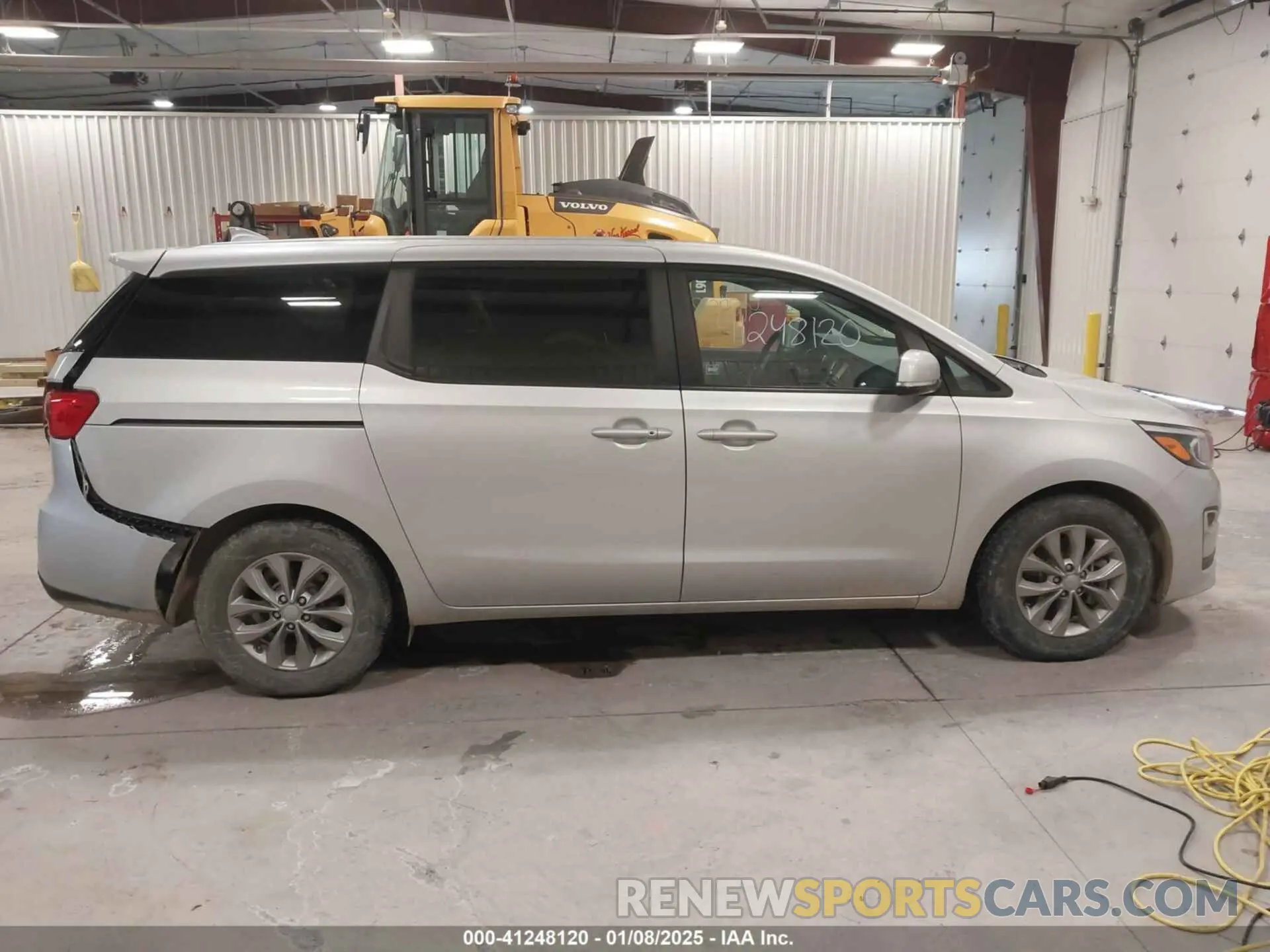 13 fotografías del automóvil dañado KNDMB5C18M6673537 KIA SEDONA 2021