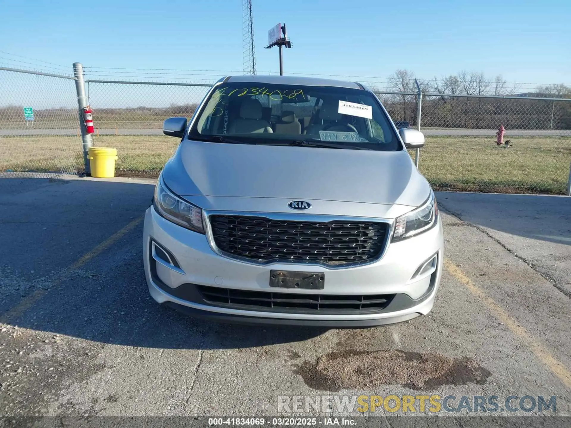 13 fotografías del automóvil dañado KNDMB5C18M6673540 KIA SEDONA 2021