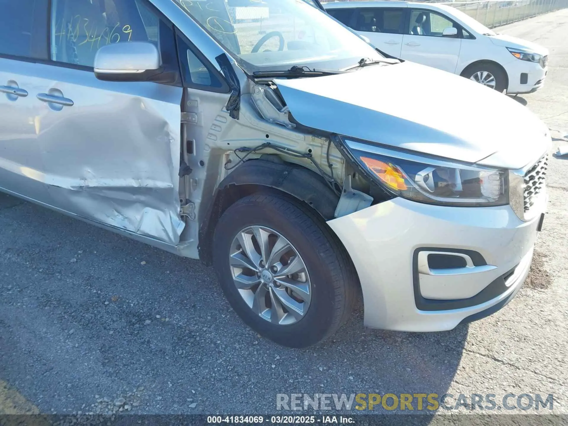 6 fotografías del automóvil dañado KNDMB5C18M6673540 KIA SEDONA 2021