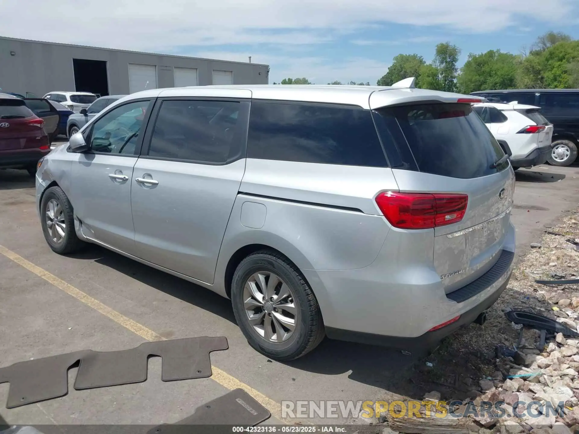 3 fotografías del automóvil dañado KNDMB5C19M6671666 KIA SEDONA 2021
