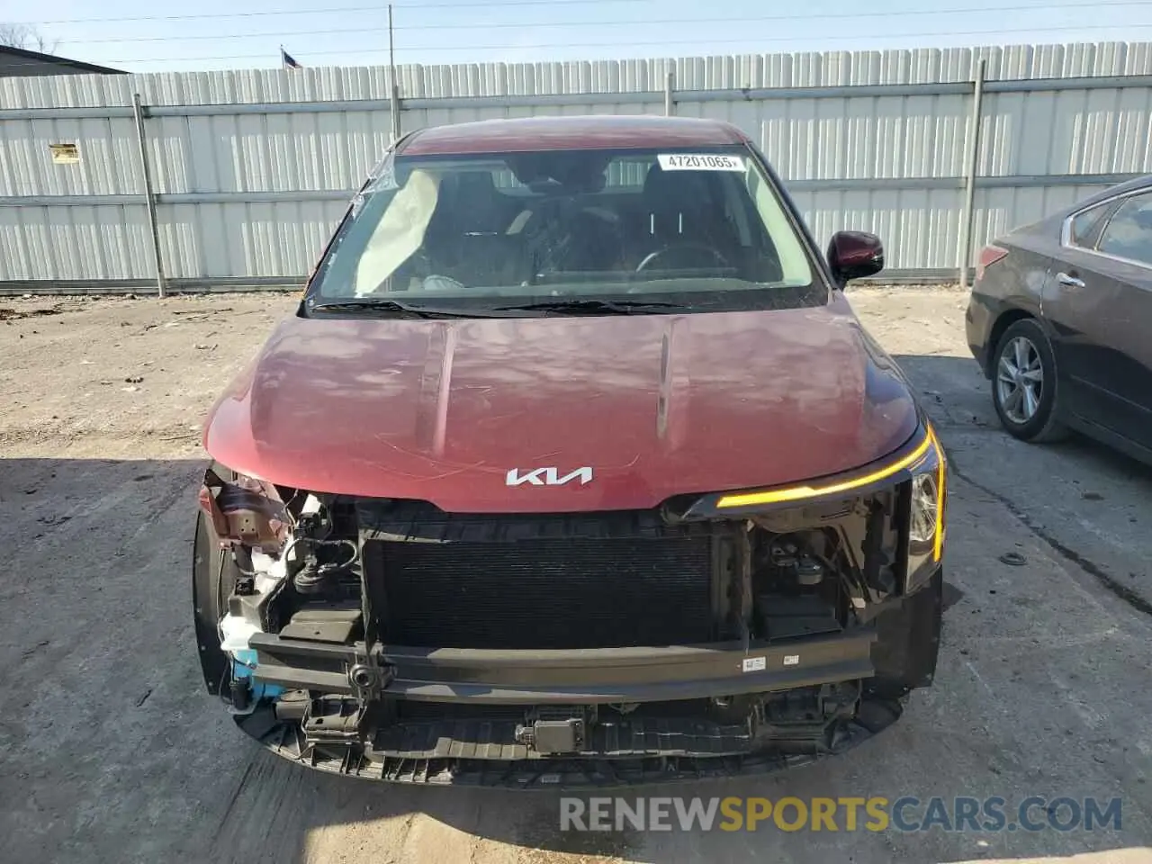 5 fotografías del automóvil dañado KNDNB5K34S6478720 KIA SEDONA 2025