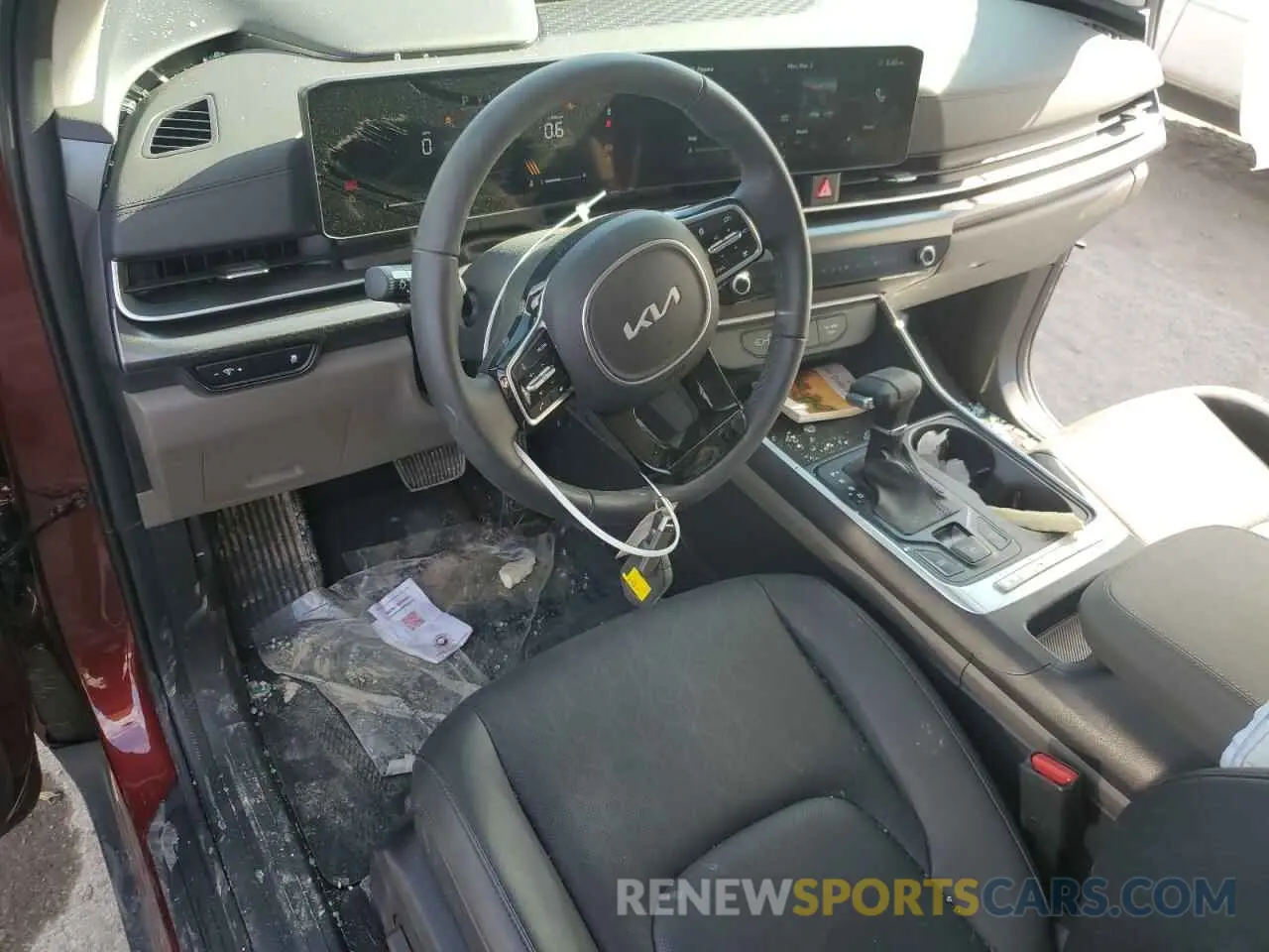 8 fotografías del automóvil dañado KNDNB5K34S6478720 KIA SEDONA 2025