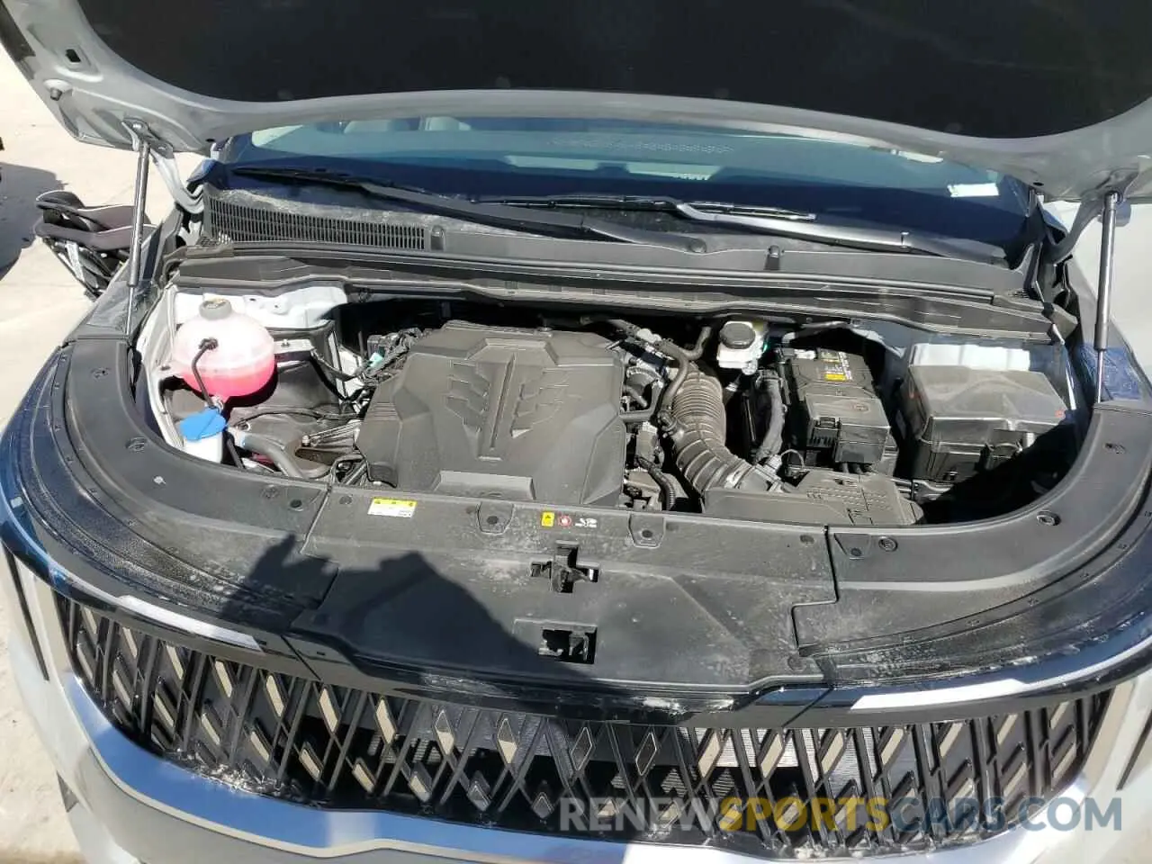 12 fotografías del automóvil dañado KNDNC5K31S6477182 KIA SEDONA 2025