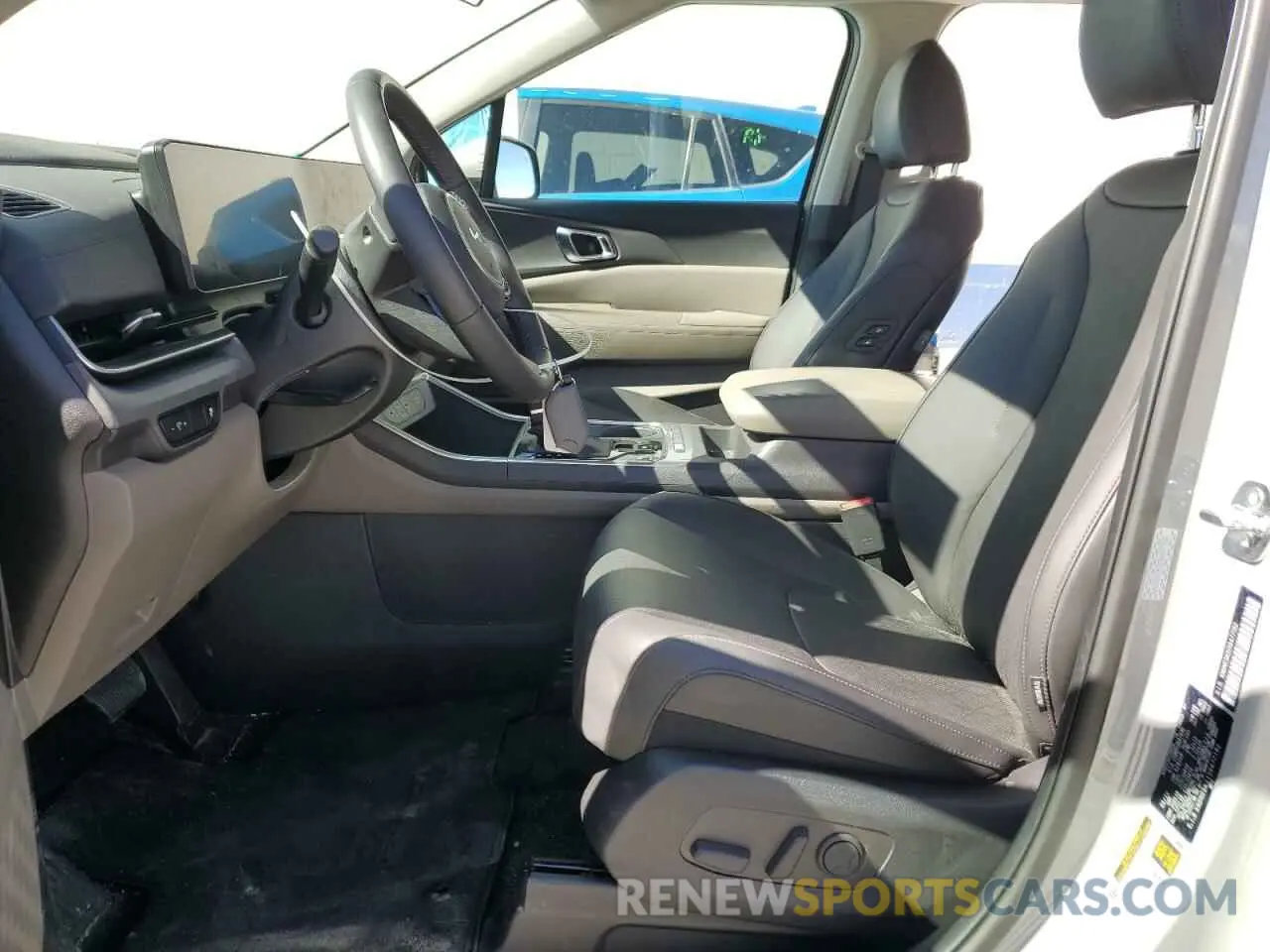 7 fotografías del automóvil dañado KNDNC5K31S6477182 KIA SEDONA 2025