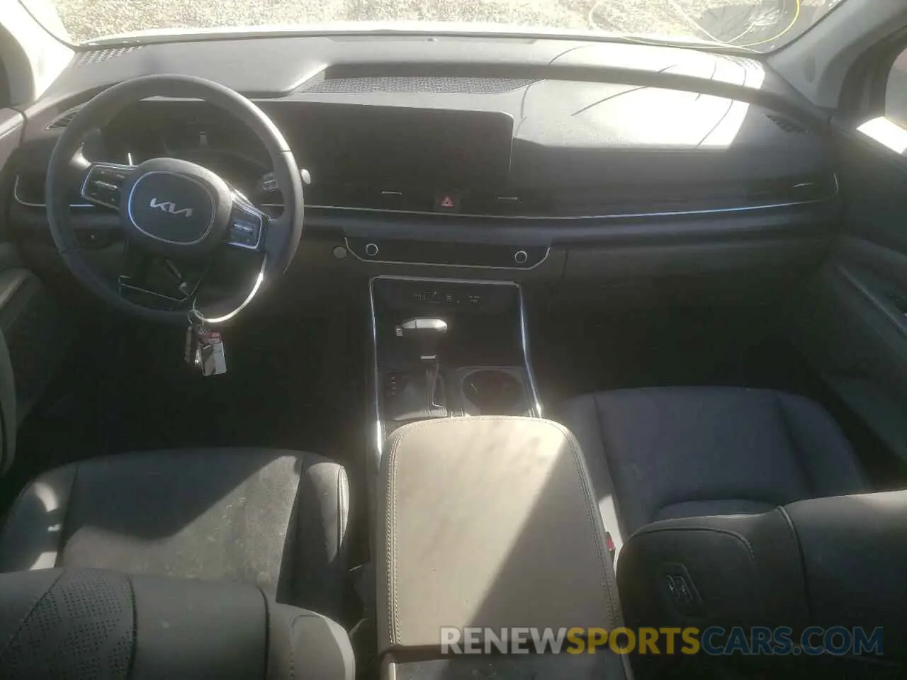 8 fotografías del automóvil dañado KNDNC5K31S6477182 KIA SEDONA 2025