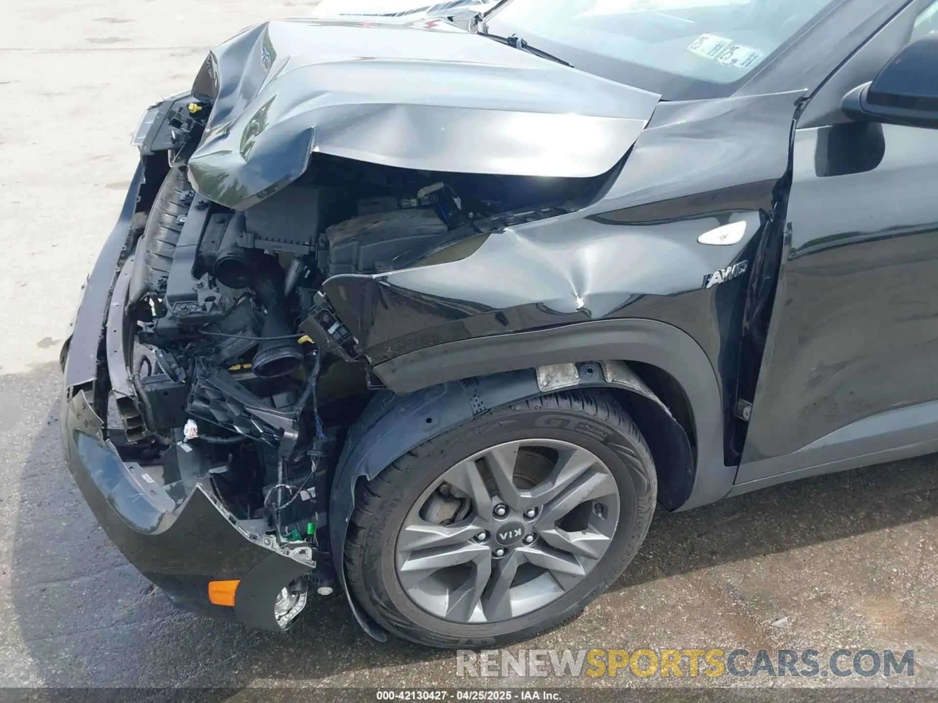 18 fotografías del automóvil dañado KNDEPCAA1M7116346 KIA SELTOS 2021