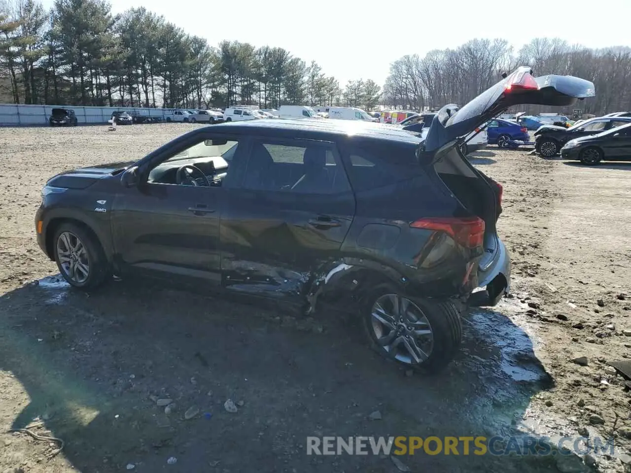 2 fotografías del automóvil dañado KNDEPCAA4M7164214 KIA SELTOS 2021