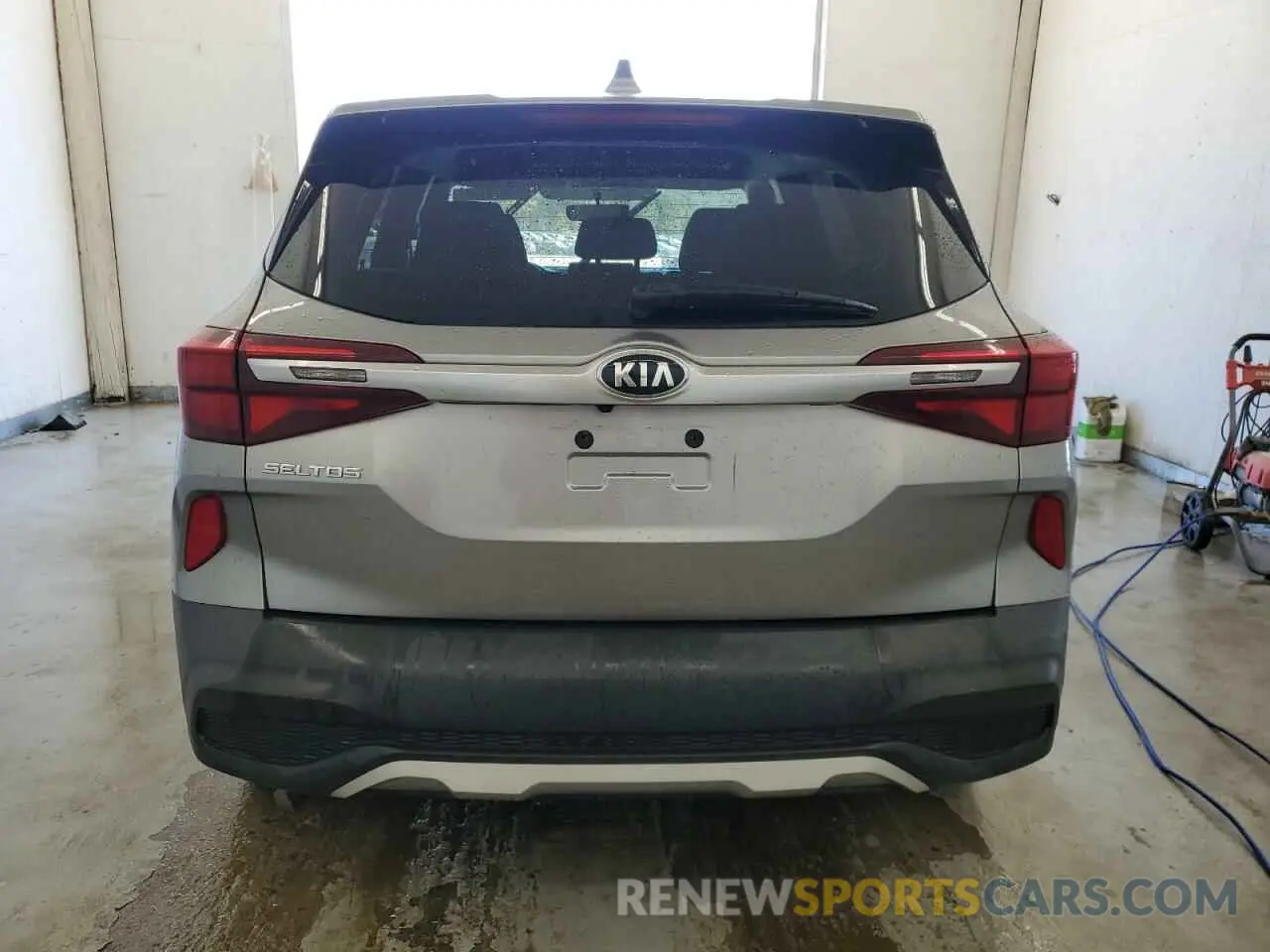 6 fotografías del automóvil dañado KNDEPCAA5M7131223 KIA SELTOS 2021