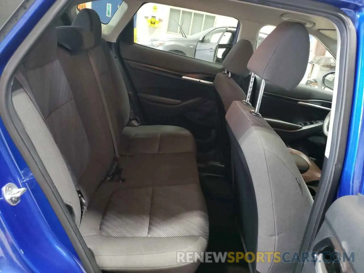 11 fotografías del automóvil dañado KNDEPCAA6M7121185 KIA SELTOS 2021