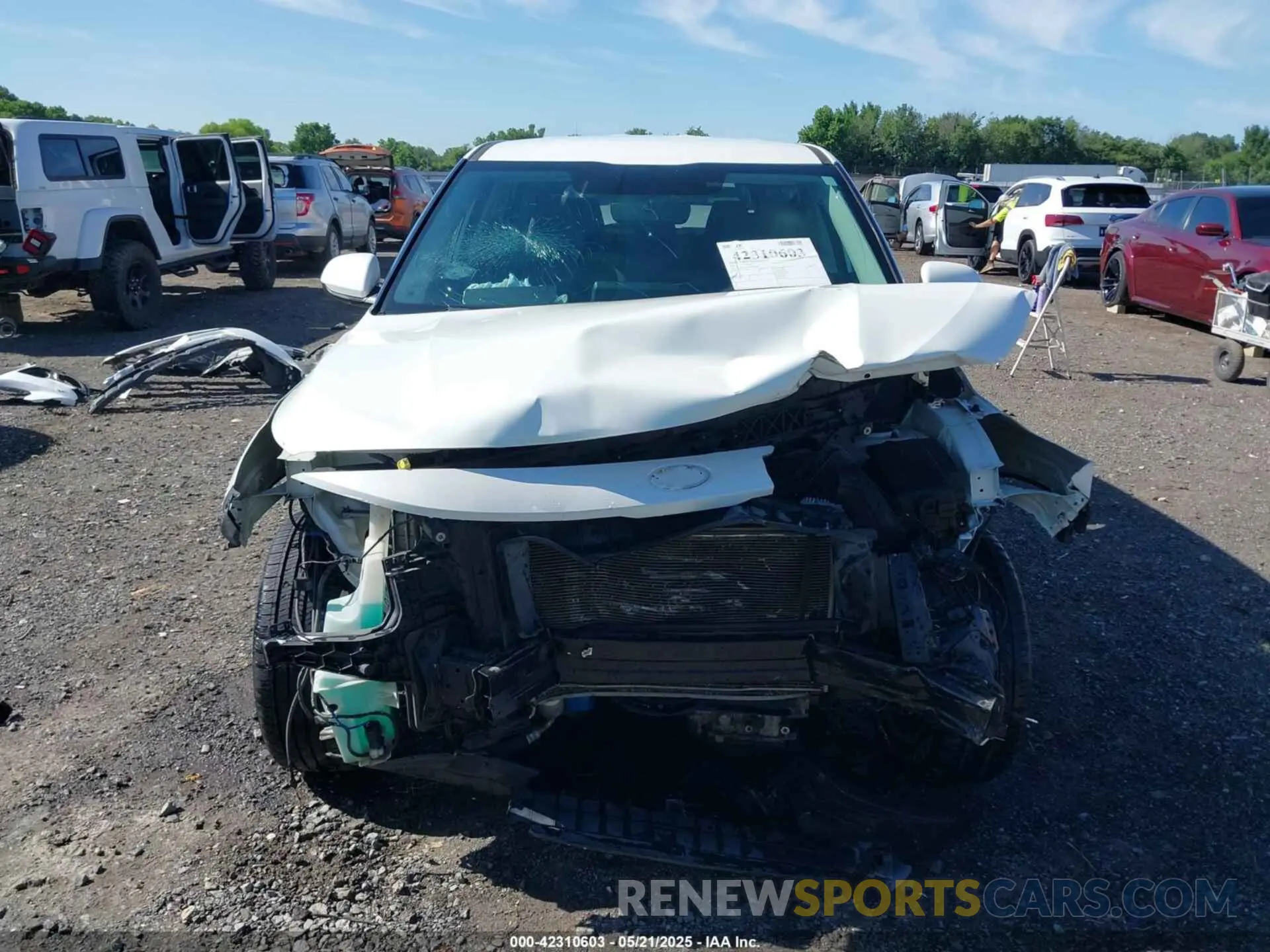13 fotografías del automóvil dañado KNDEPCAA7M7049168 KIA SELTOS 2021