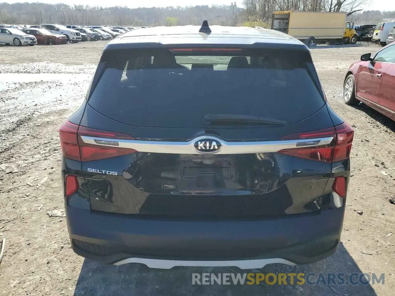 6 fotografías del automóvil dañado KNDEPCAA7M7126878 KIA SELTOS 2021