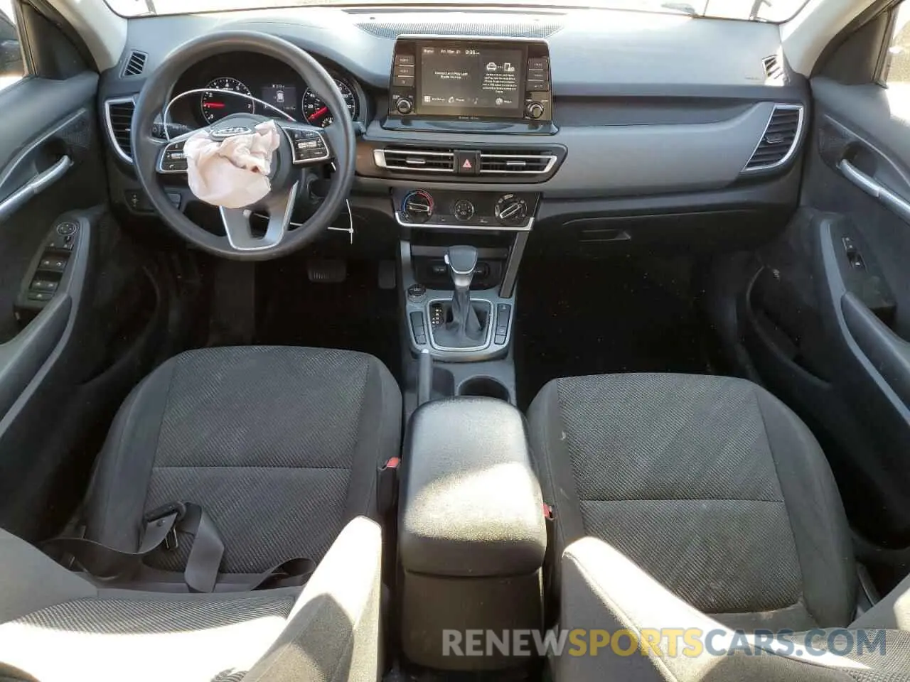 8 fotografías del automóvil dañado KNDEPCAA8M7107241 KIA SELTOS 2021