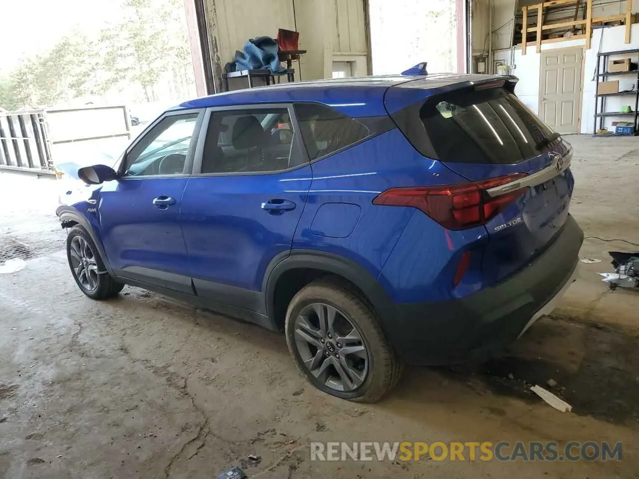 2 fotografías del automóvil dañado KNDEPCAA9M7130463 KIA SELTOS 2021