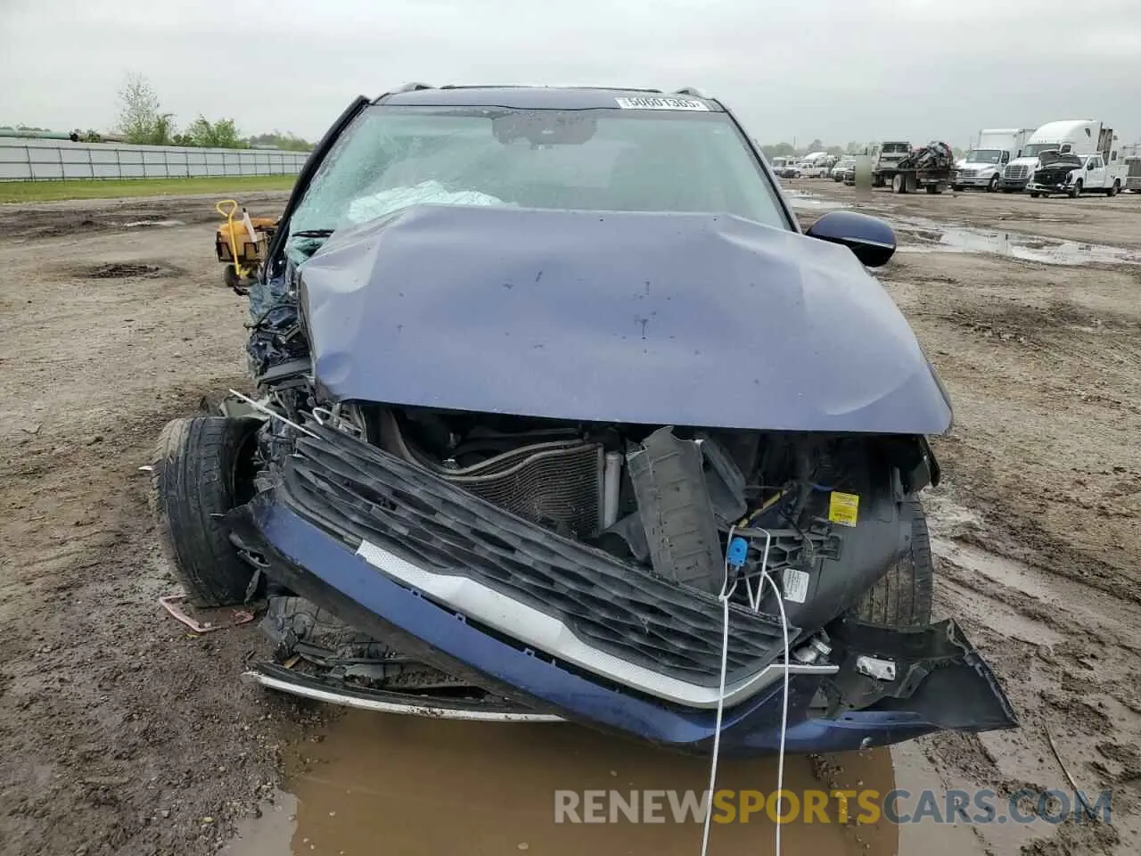 5 fotografías del automóvil dañado KNDERCAA1M7076036 KIA SELTOS 2021