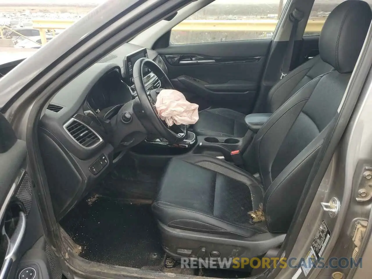 7 fotografías del automóvil dañado KNDERCAA3M7072747 KIA SELTOS 2021