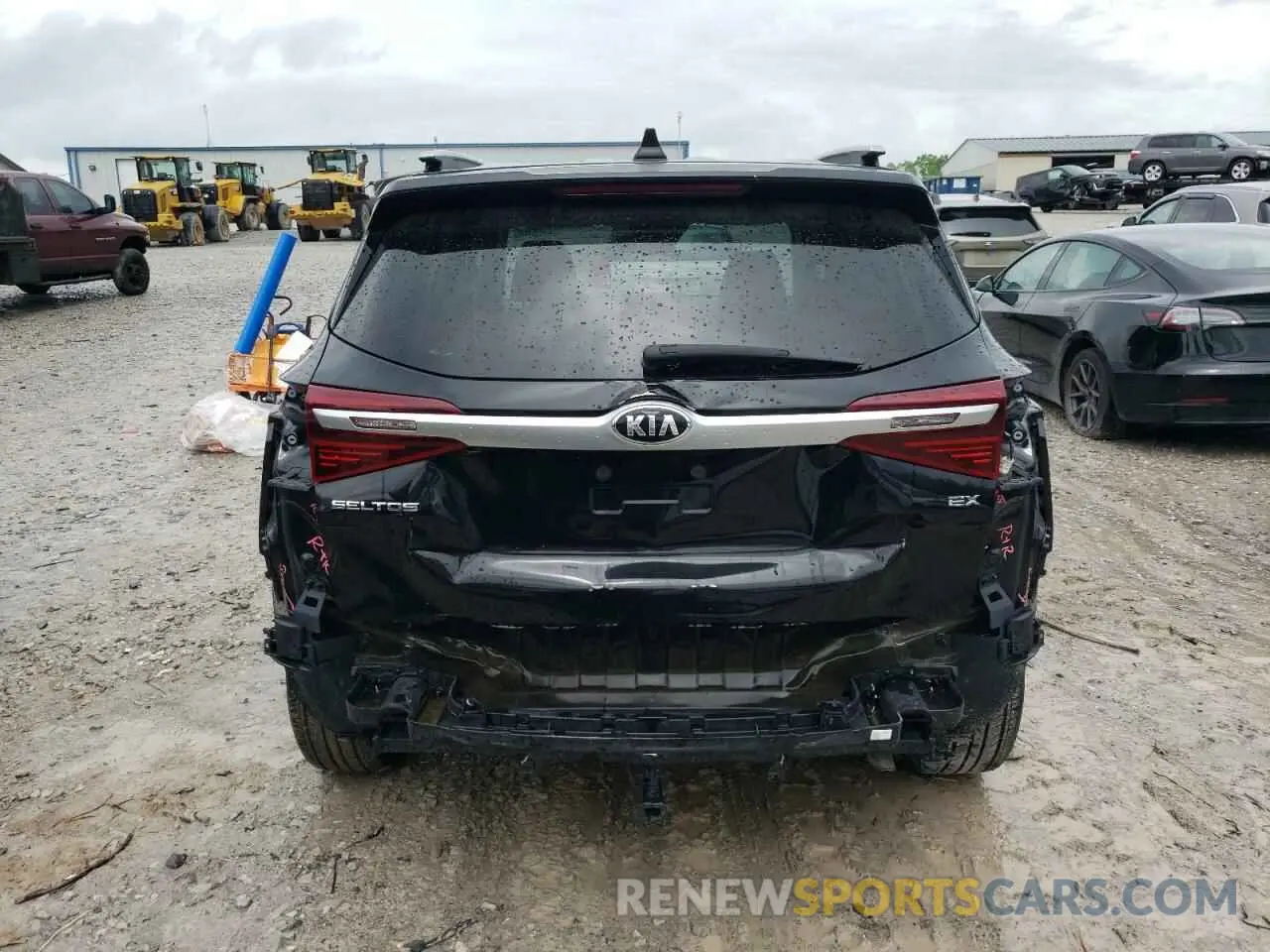 6 fotografías del automóvil dañado KNDERCAA6M7102971 KIA SELTOS 2021