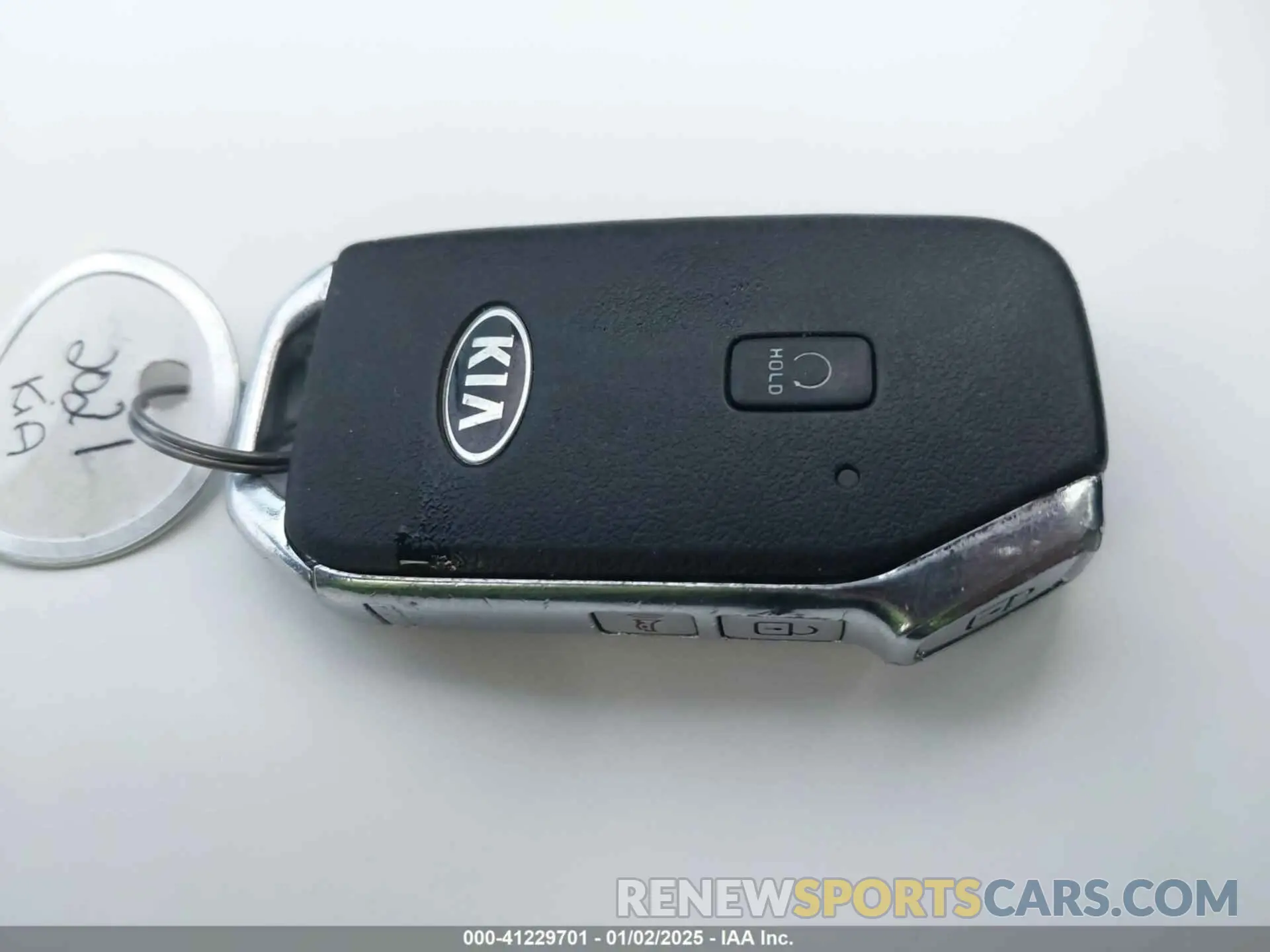 11 fotografías del automóvil dañado KNDERCAA6M7104087 KIA SELTOS 2021