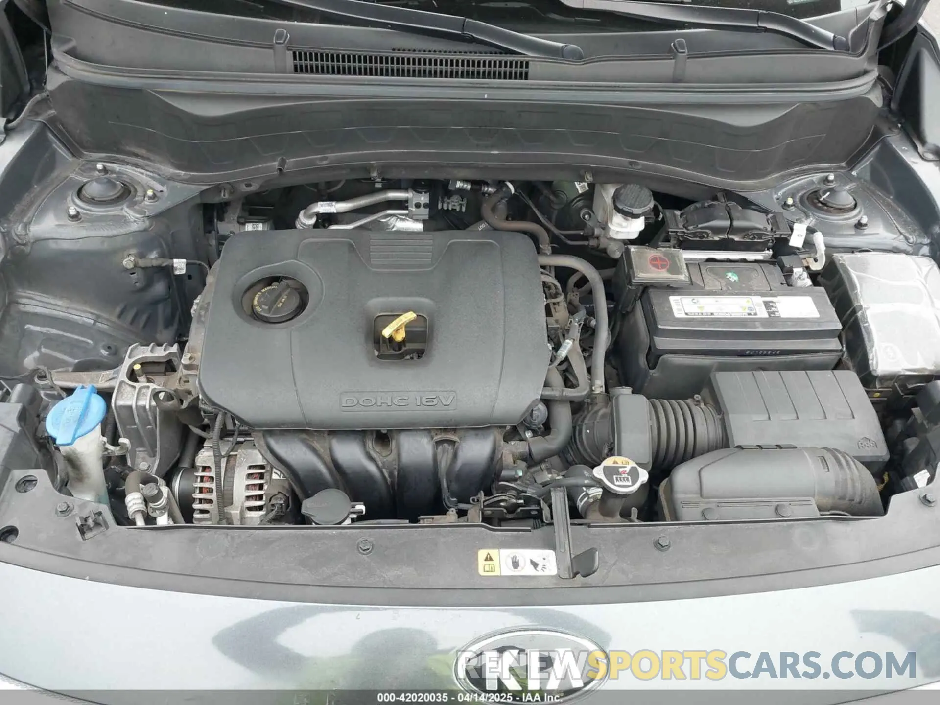 10 fotografías del automóvil dañado KNDERCAA7M7155081 KIA SELTOS 2021