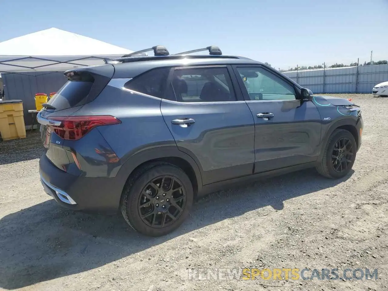 3 fotografías del automóvil dañado KNDERCAA7M7196505 KIA SELTOS 2021