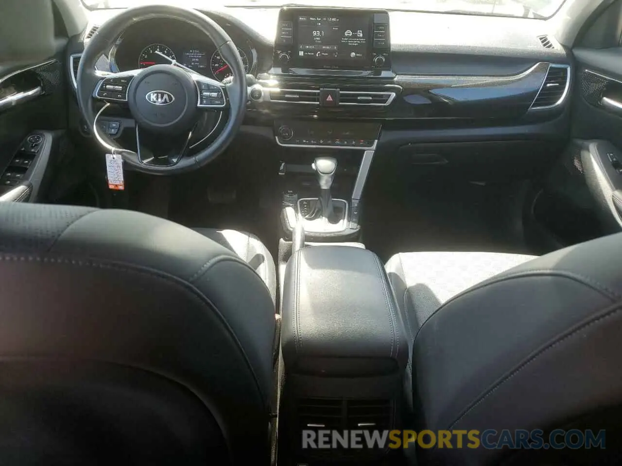 8 fotografías del automóvil dañado KNDERCAA7M7196505 KIA SELTOS 2021