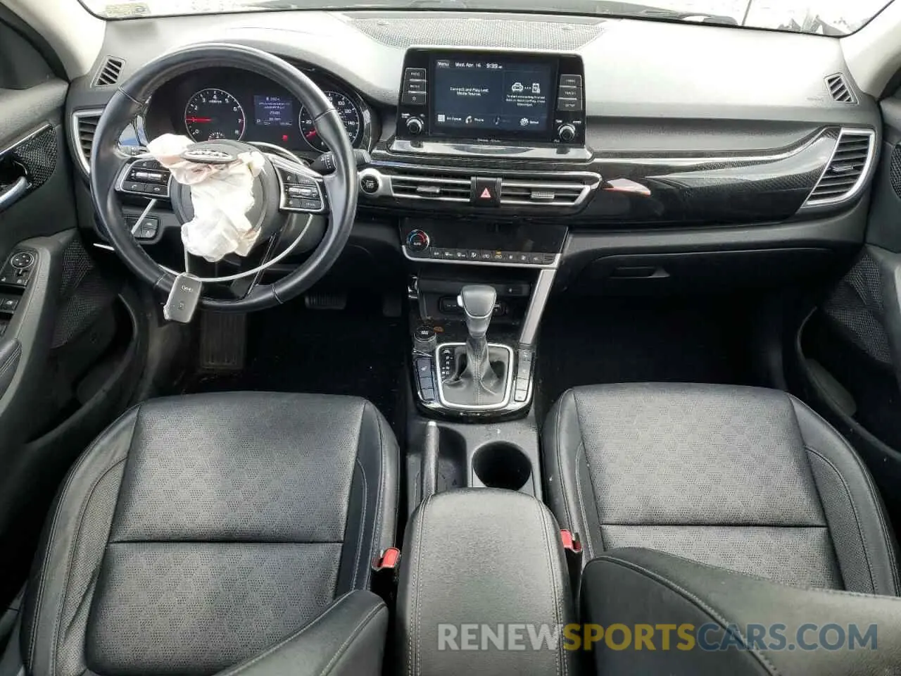 8 fotografías del automóvil dañado KNDERCAA8M7101935 KIA SELTOS 2021