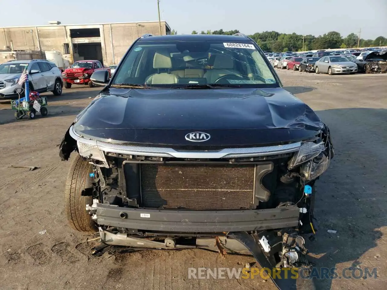 5 fotografías del automóvil dañado KNDERCAA9M7106495 KIA SELTOS 2021